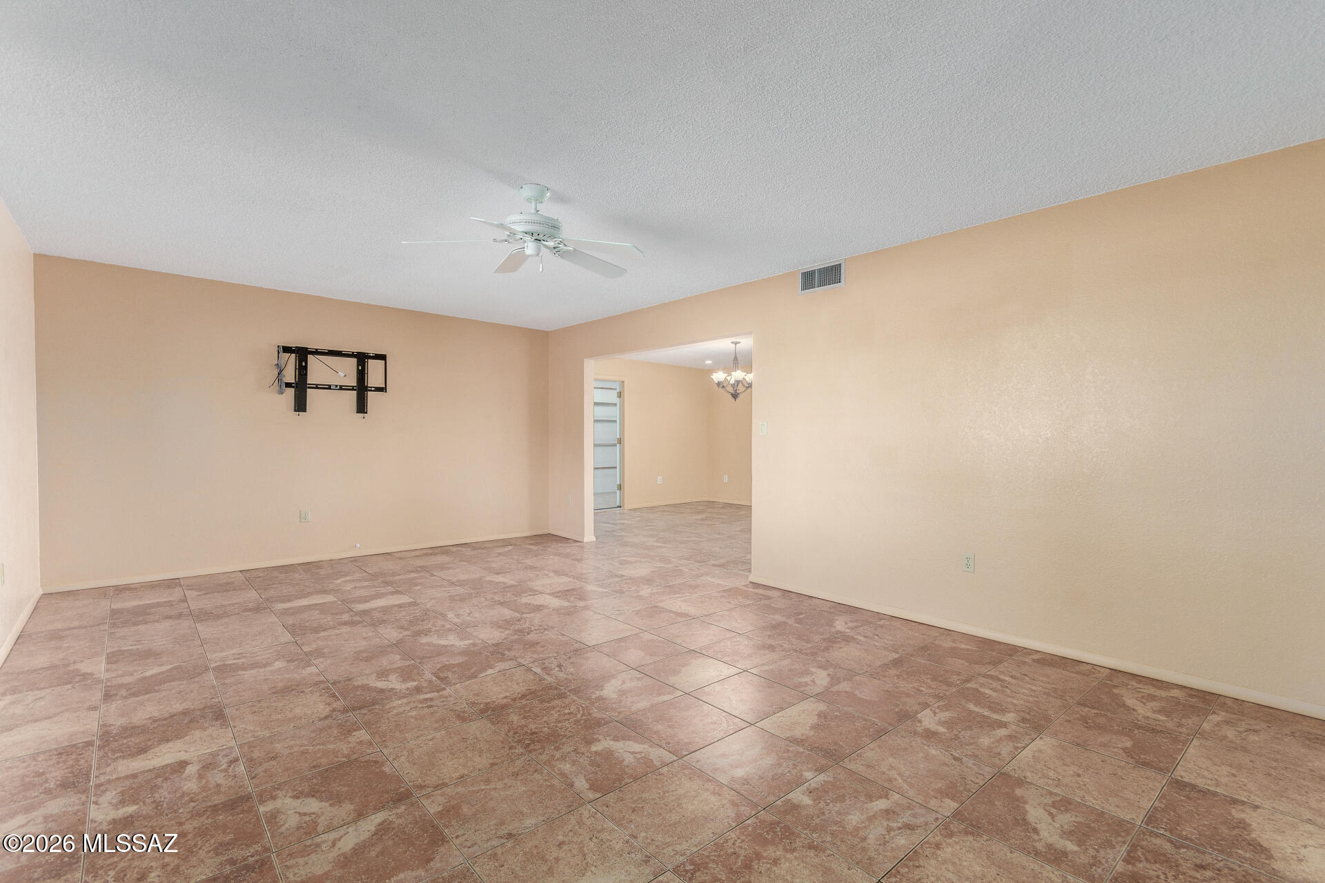 132 E Santa Rebecca Drive