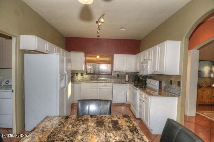 Pedregal(1-50) - Residential