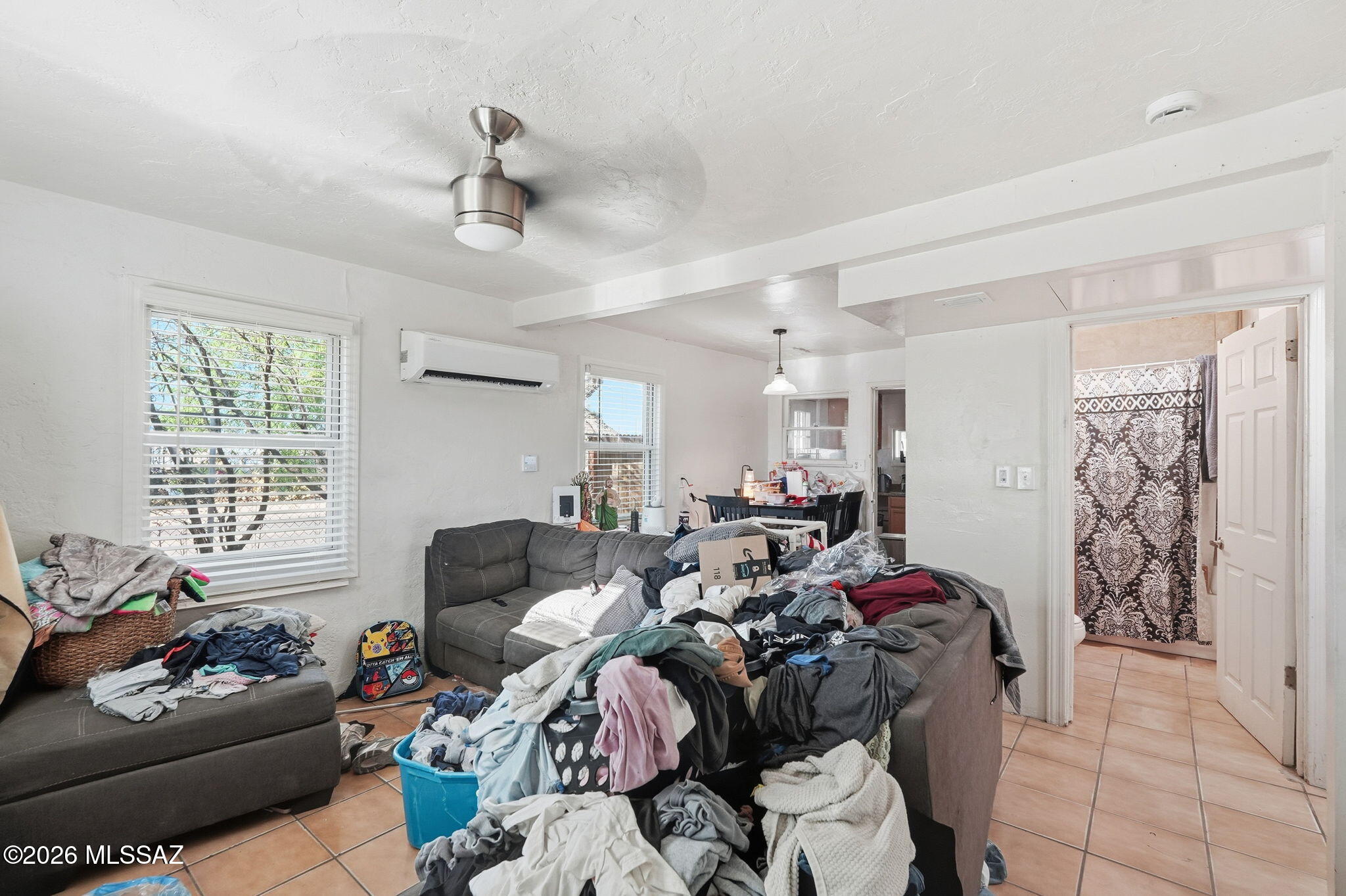426 E Aragon Road 1
