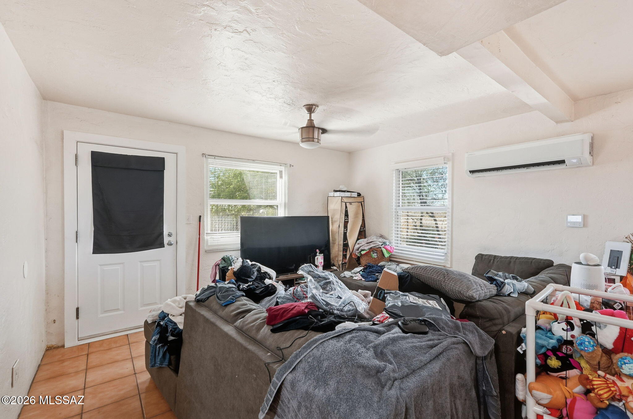 426 E Aragon Road 1