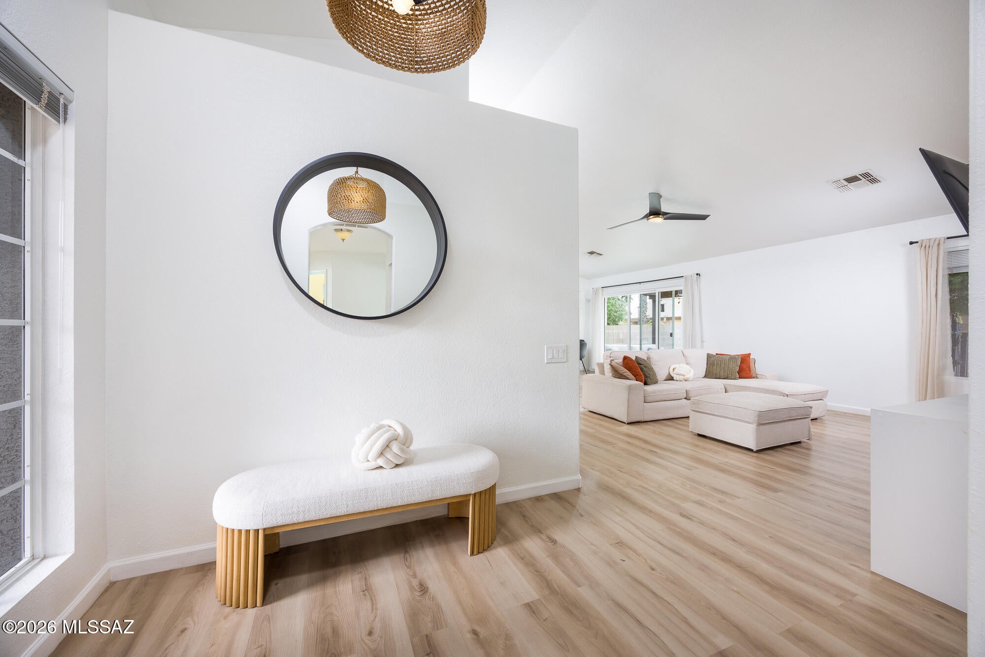 2531 W Camino Del Deseo