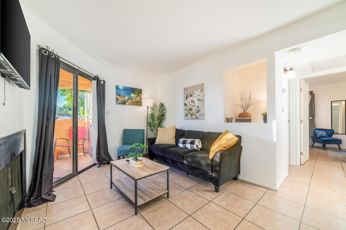 1745 E Glenn Street 121