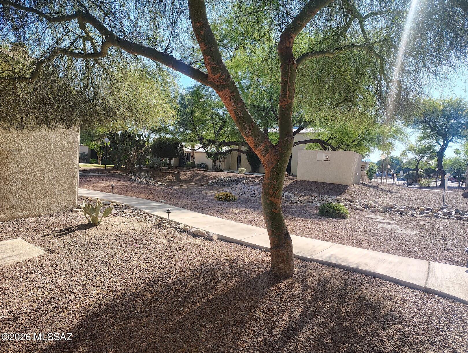 3750 N Country Club Road 64