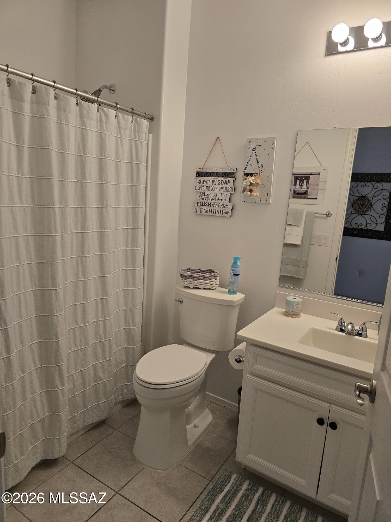 La Estancia De Tucson SQ20182610609 - Residential