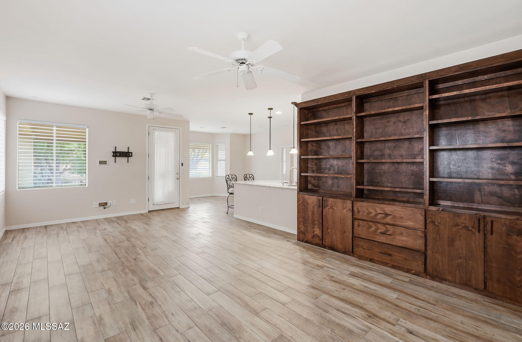 Las Campanas Village (1-111) - Residential