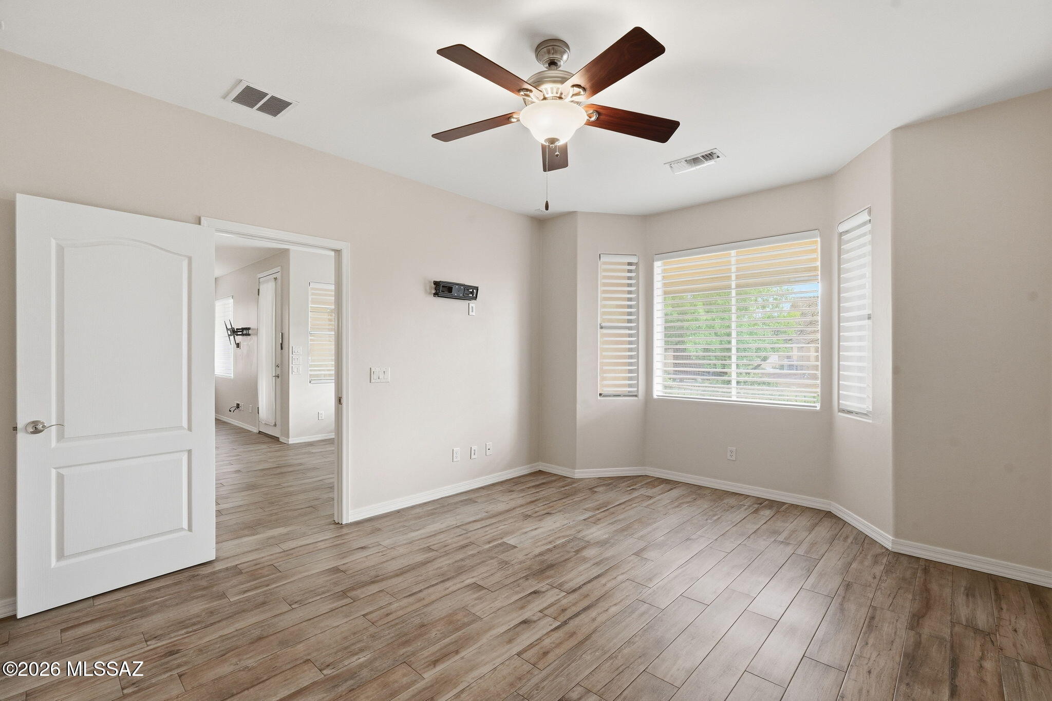 Las Campanas Village (1-111) - Residential