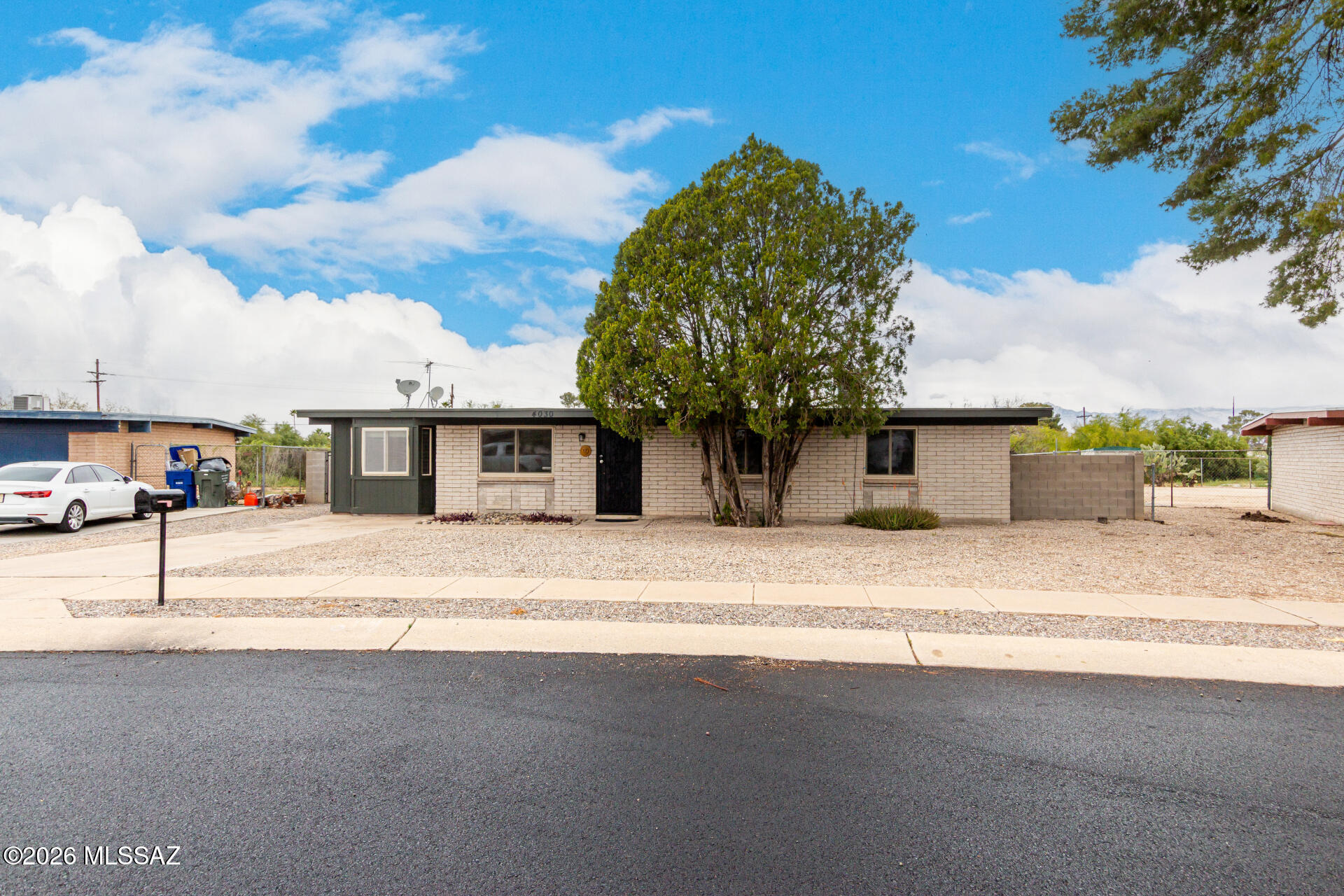 Pine Grove (384-427) - Residential