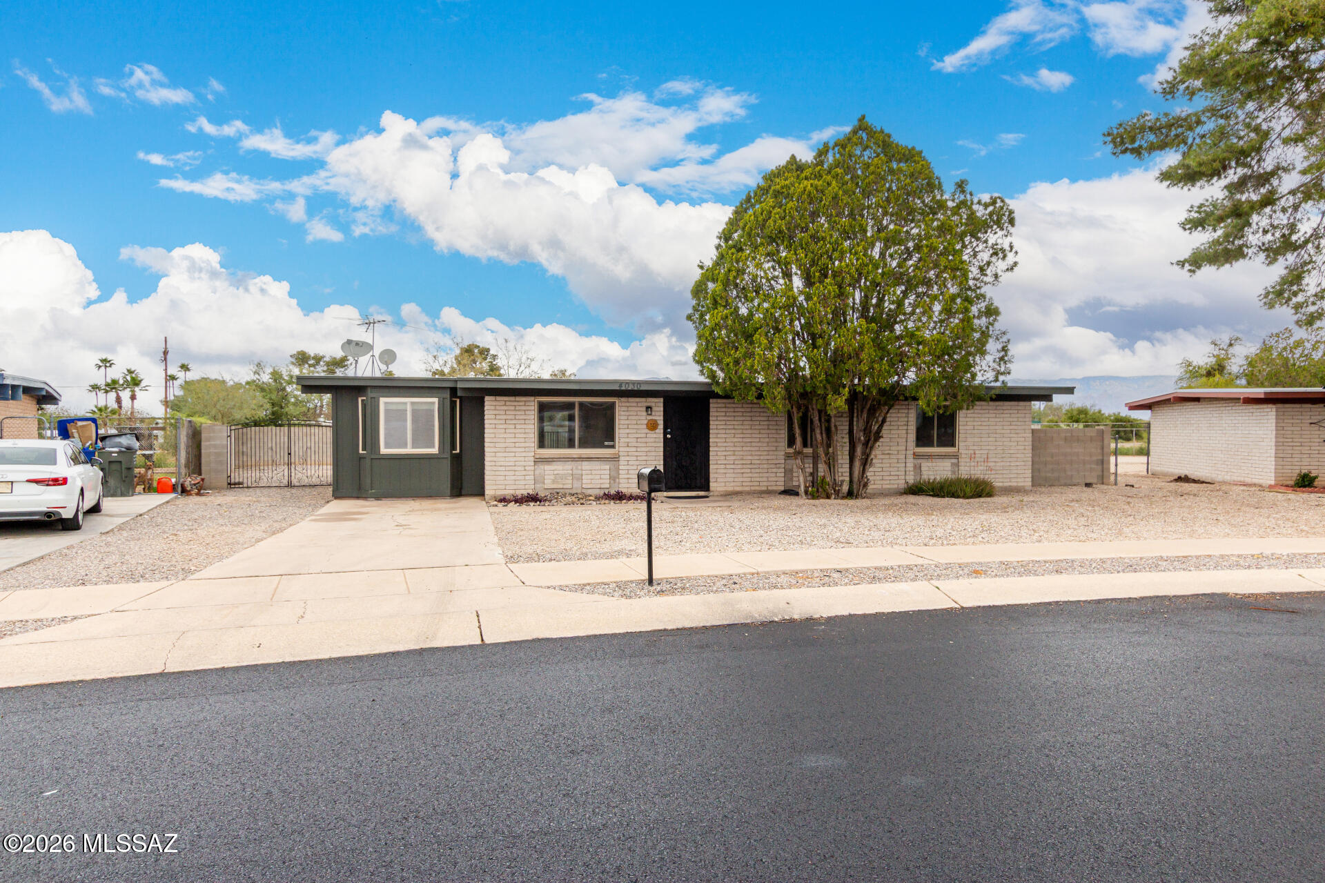 Pine Grove (384-427) - Residential