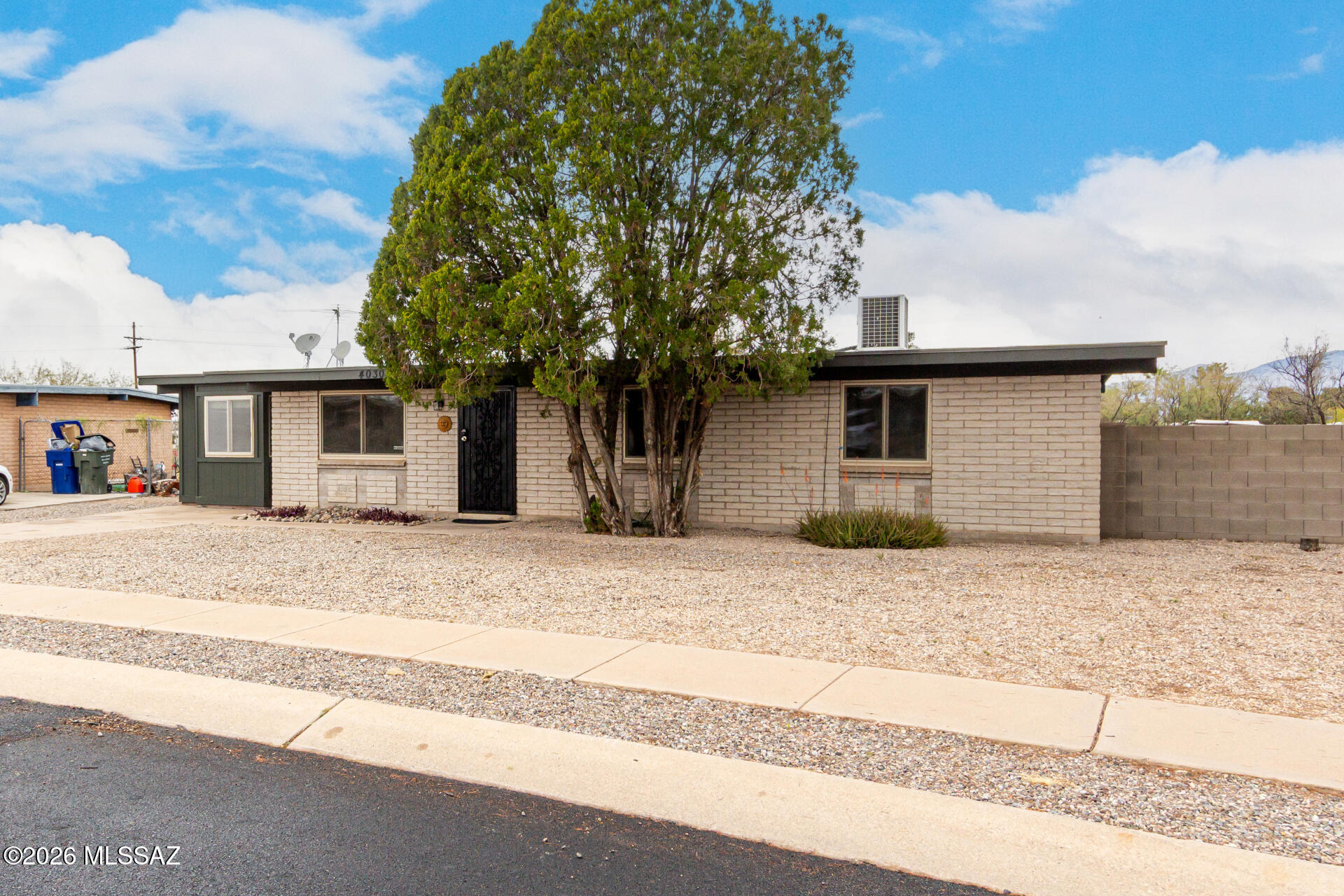 Pine Grove (384-427) - Residential