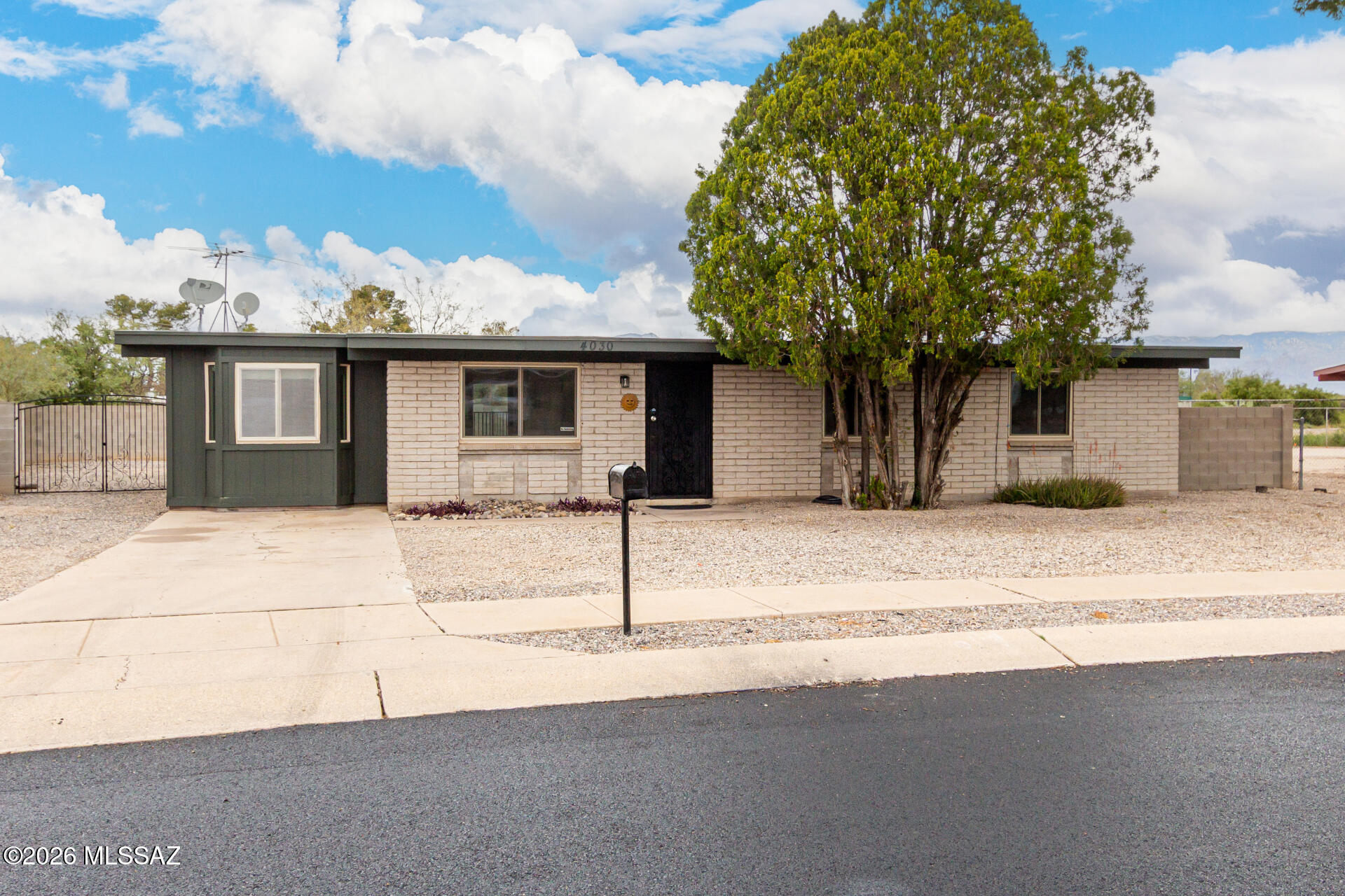 Pine Grove (384-427) - Residential