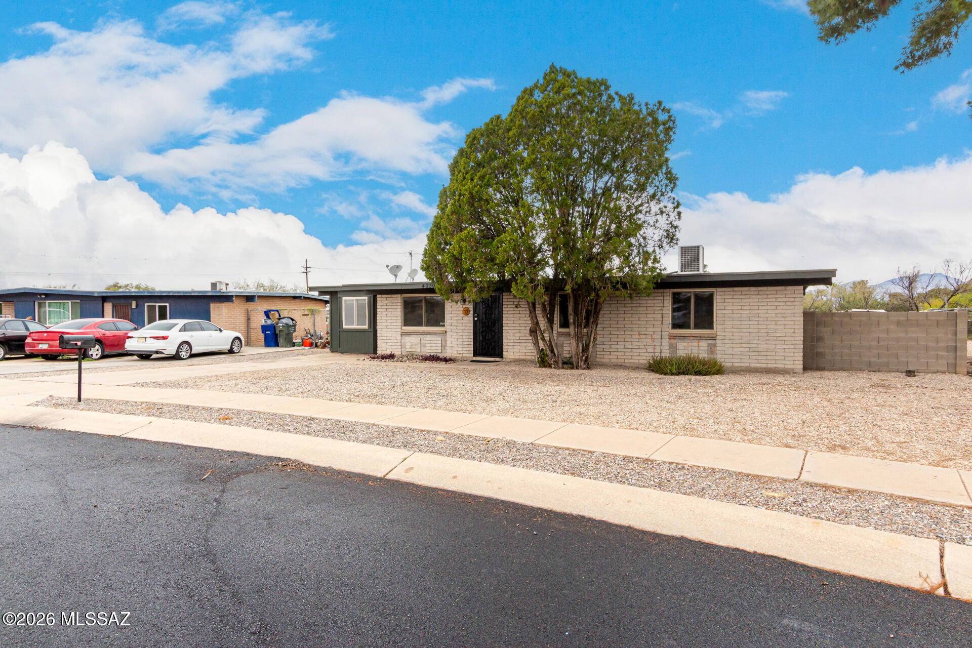 Pine Grove (384-427) - Residential