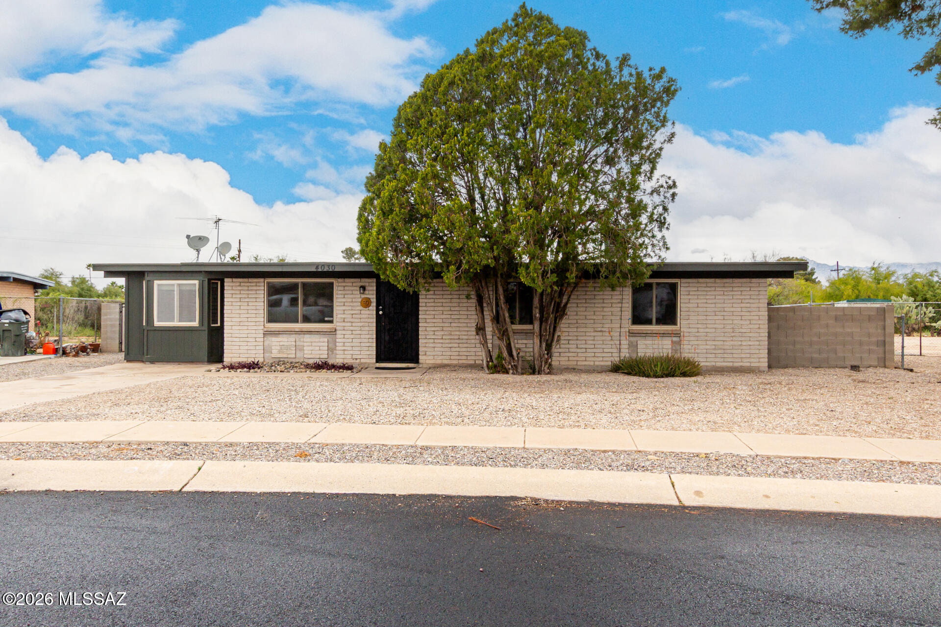 Pine Grove (384-427) - Residential