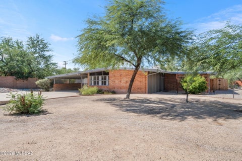 Photo of 2435 N Bahana Drive, Tucson, AZ 85715 (MLS # 22624910)