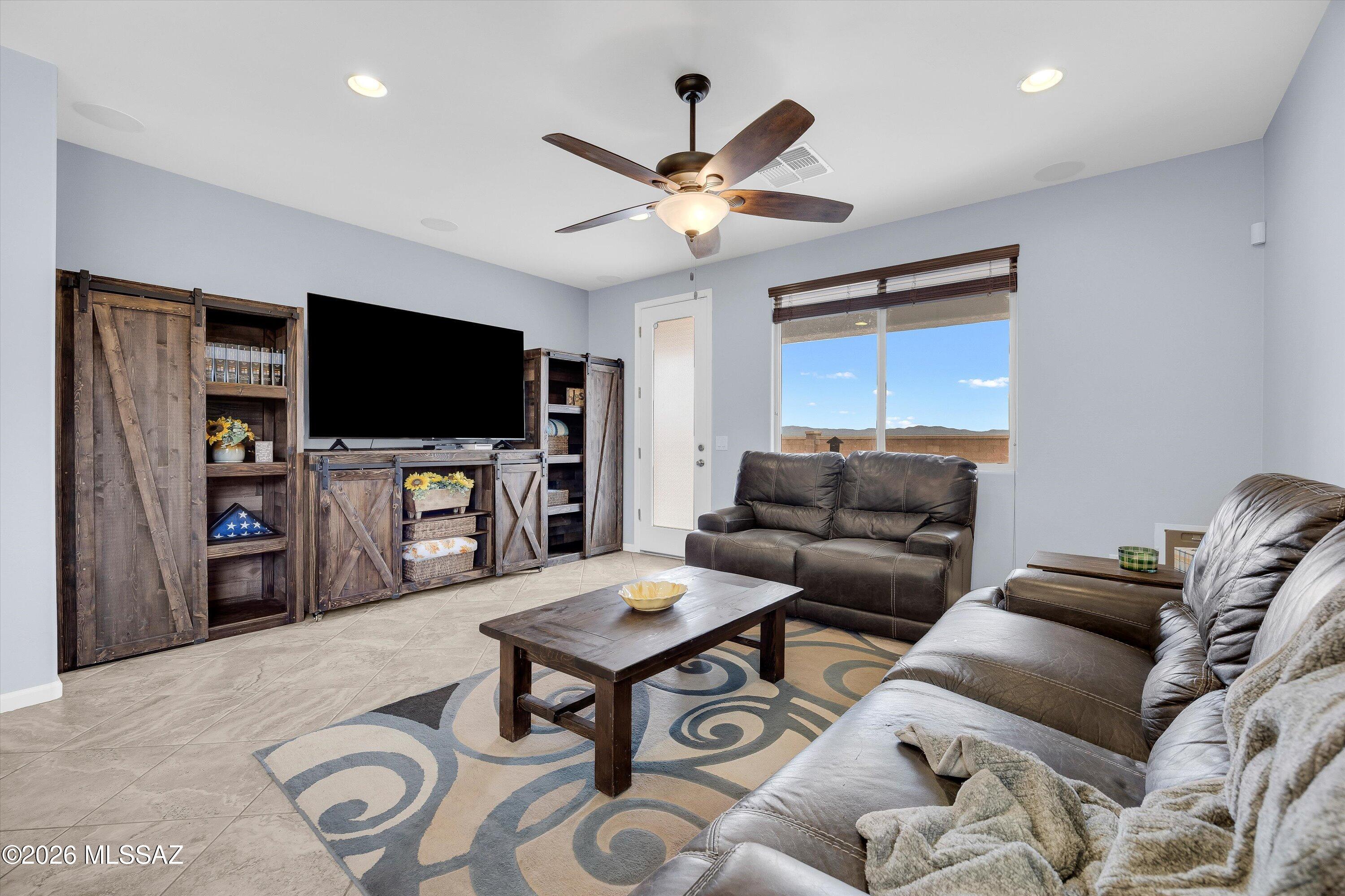 38754 S Running Roses Lane