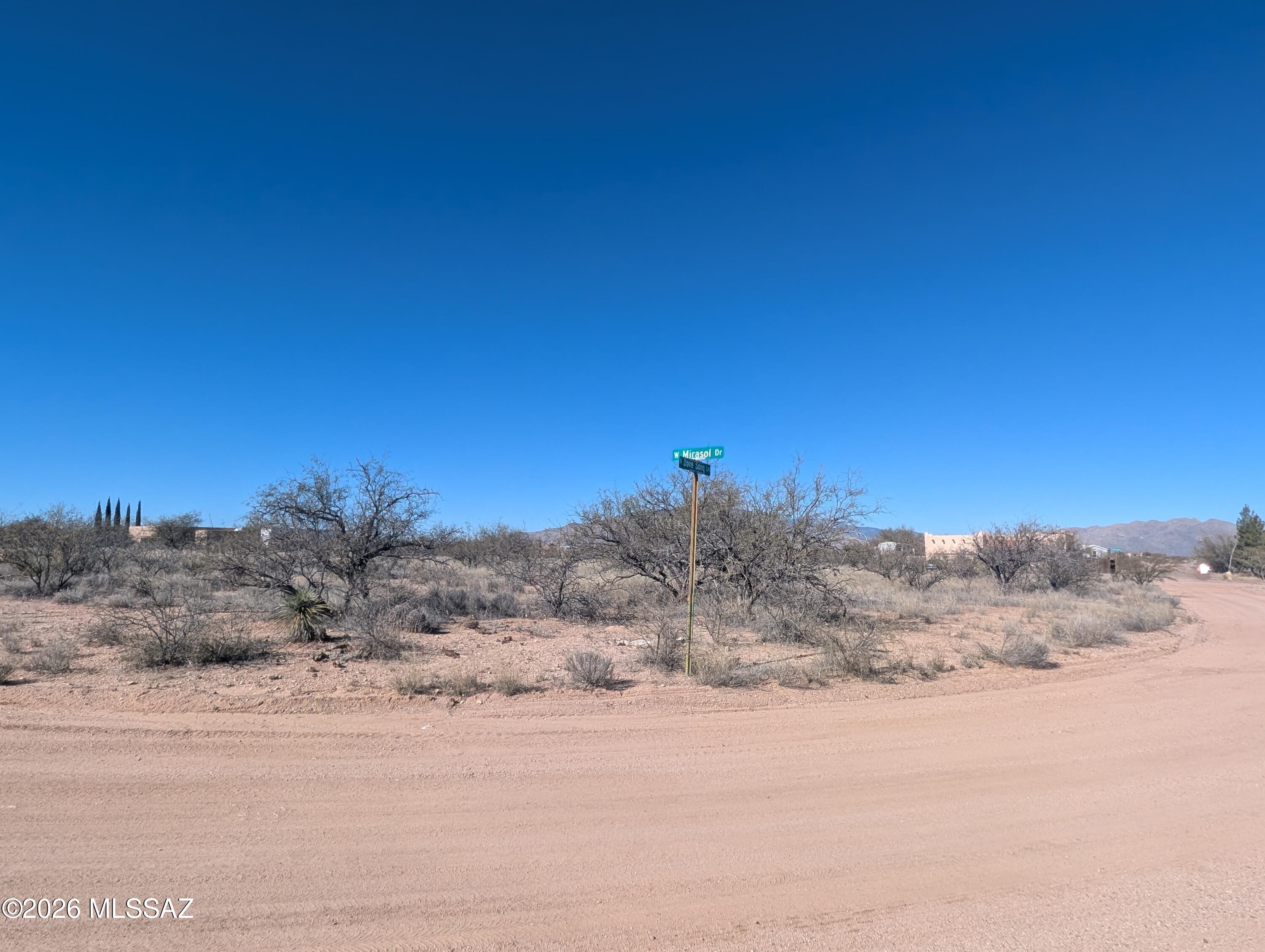 Mescal Lakes - Land