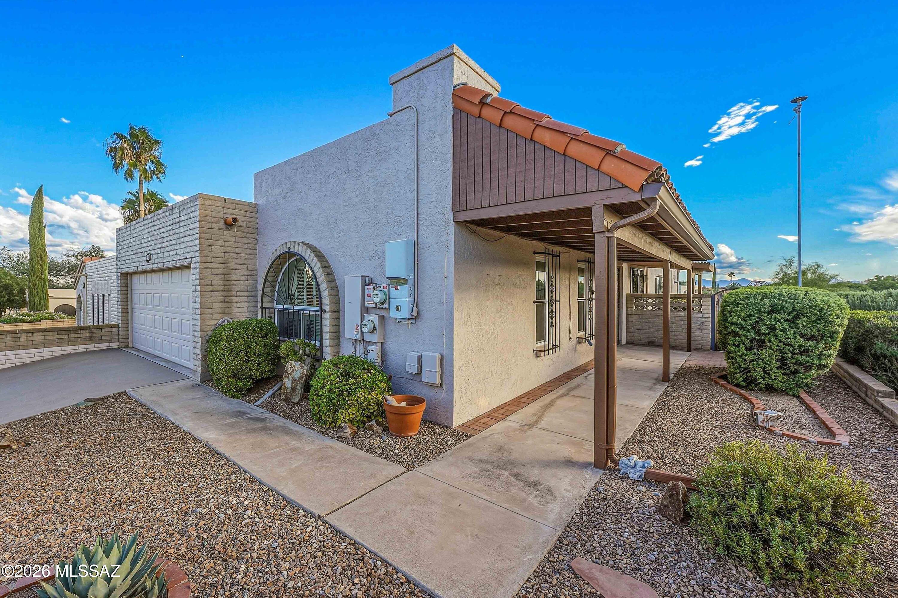 1051 W Camino Velasquez