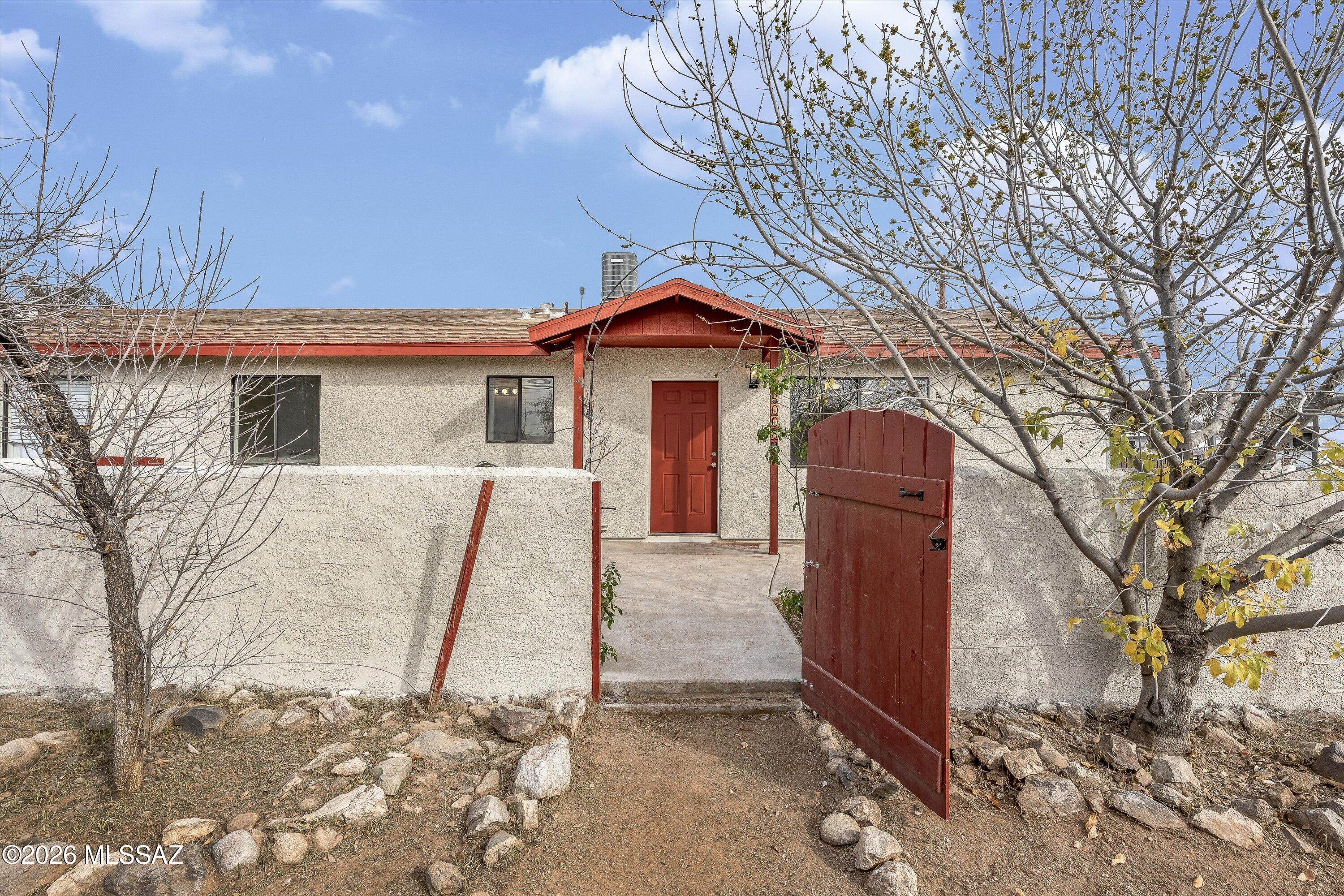 3008 N Estrella Avenue