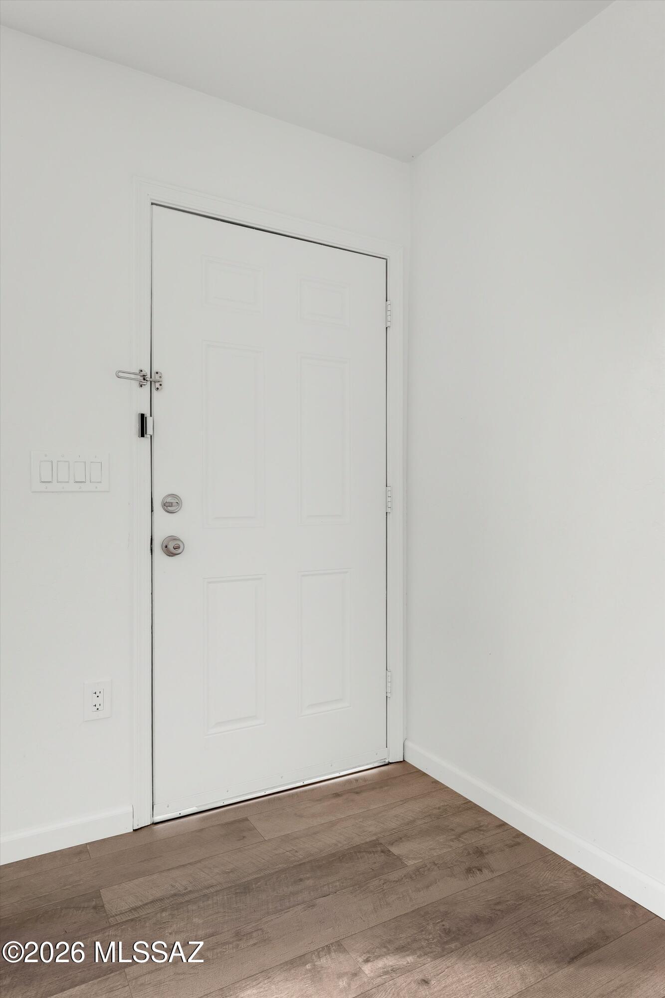 3008 N Estrella Avenue