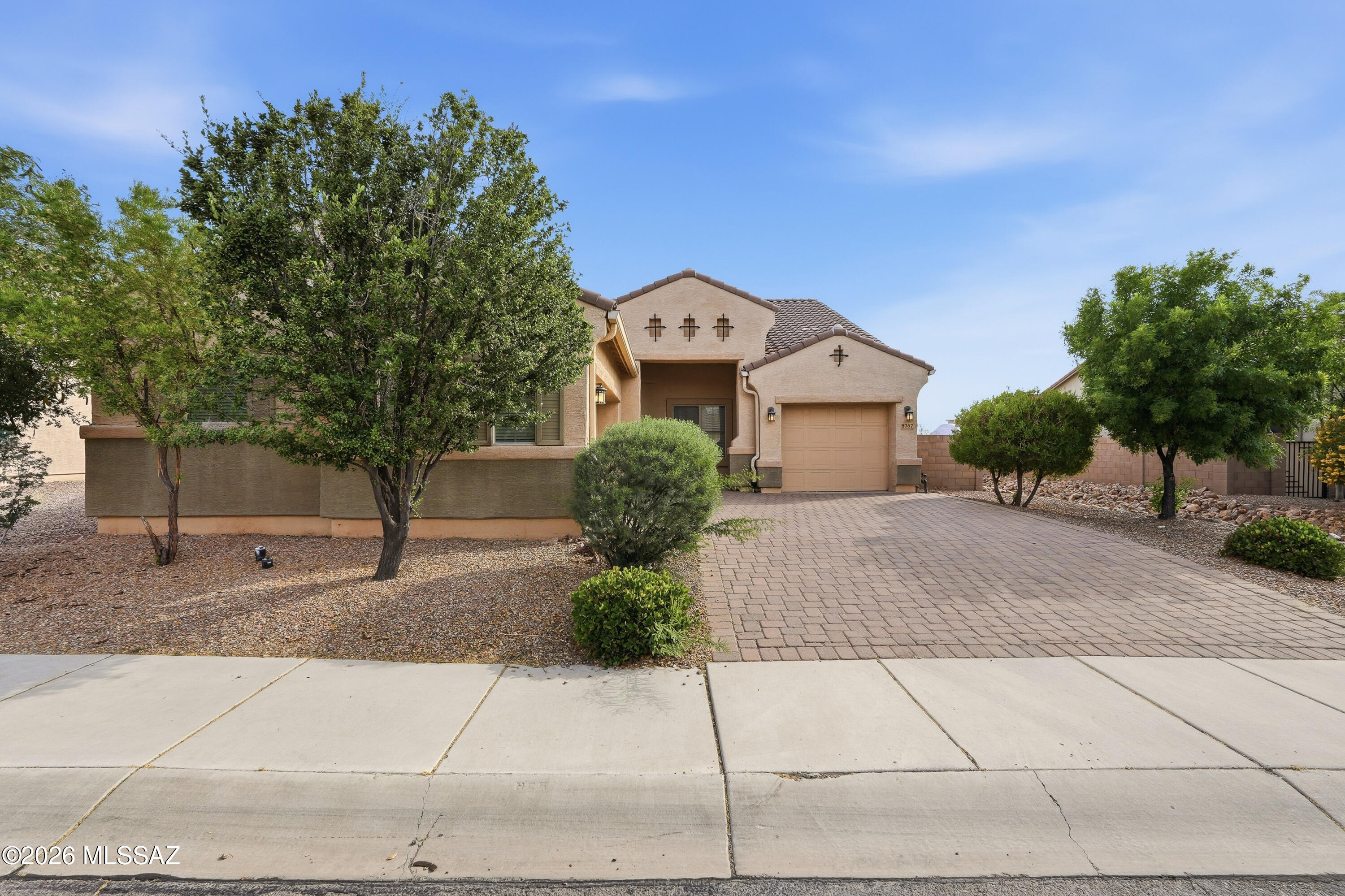 8767 W Cadwell Way