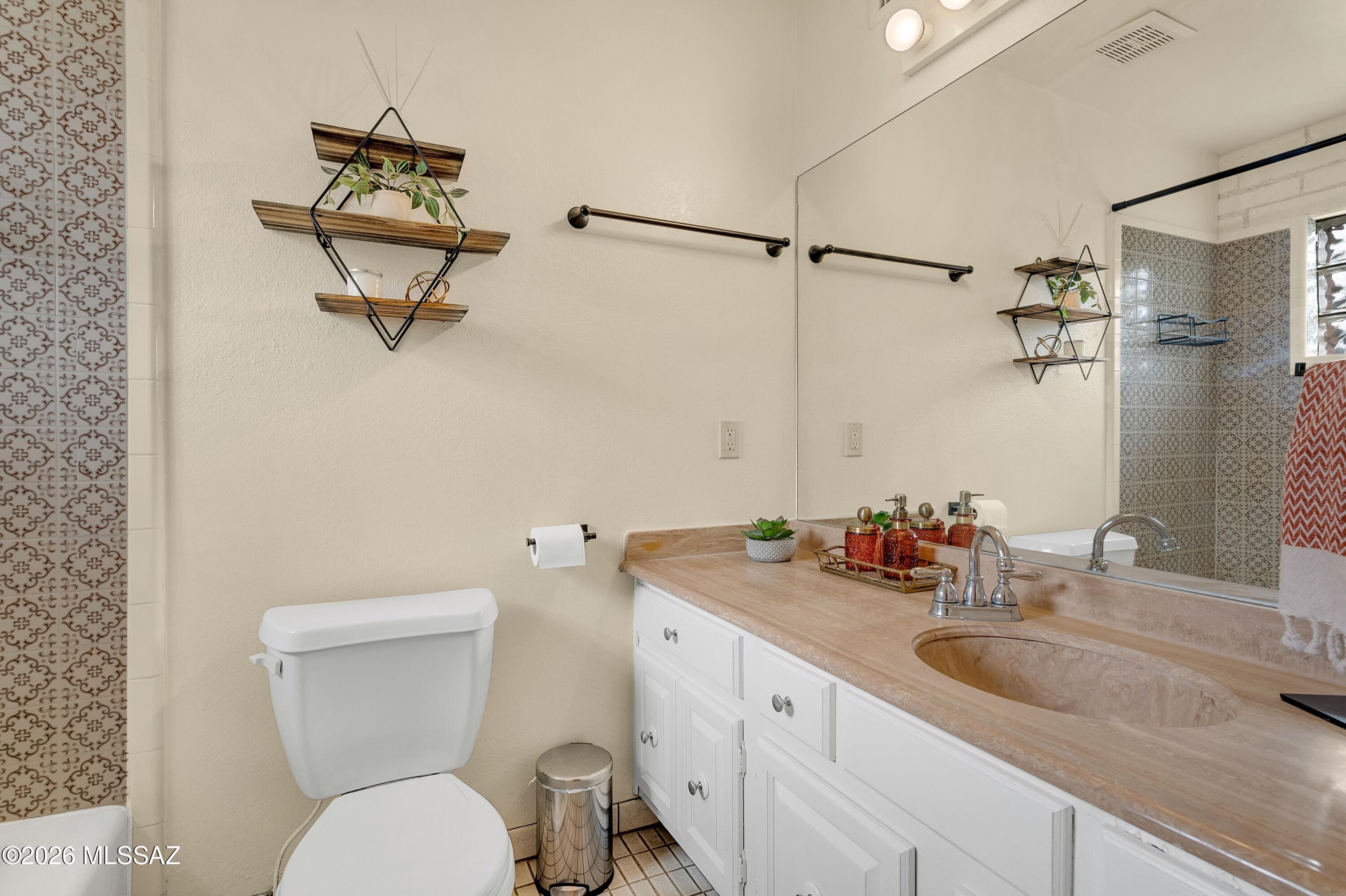La Buena Vida Estates (39-73) - Residential