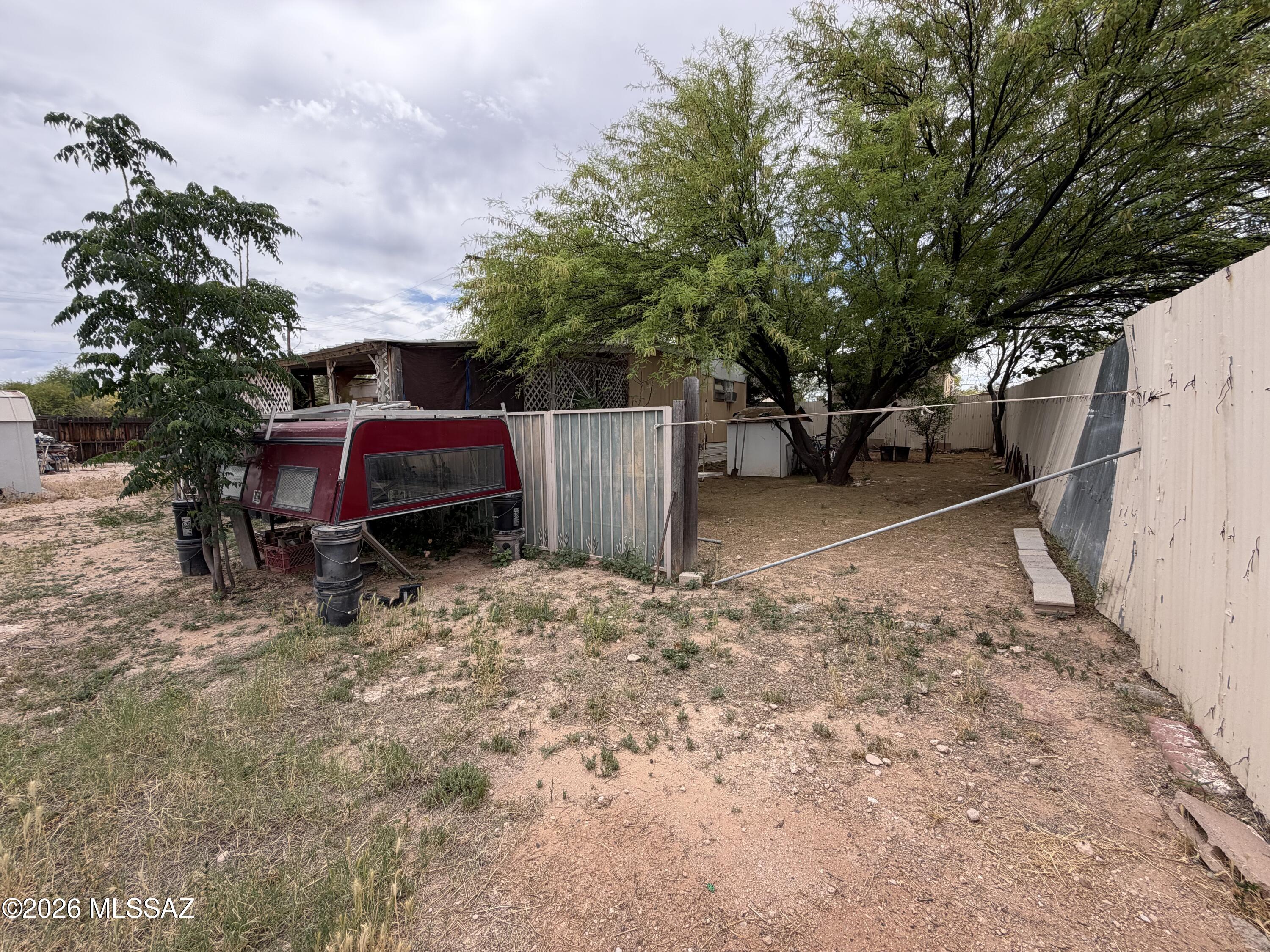 Los Ranchitos - Residential