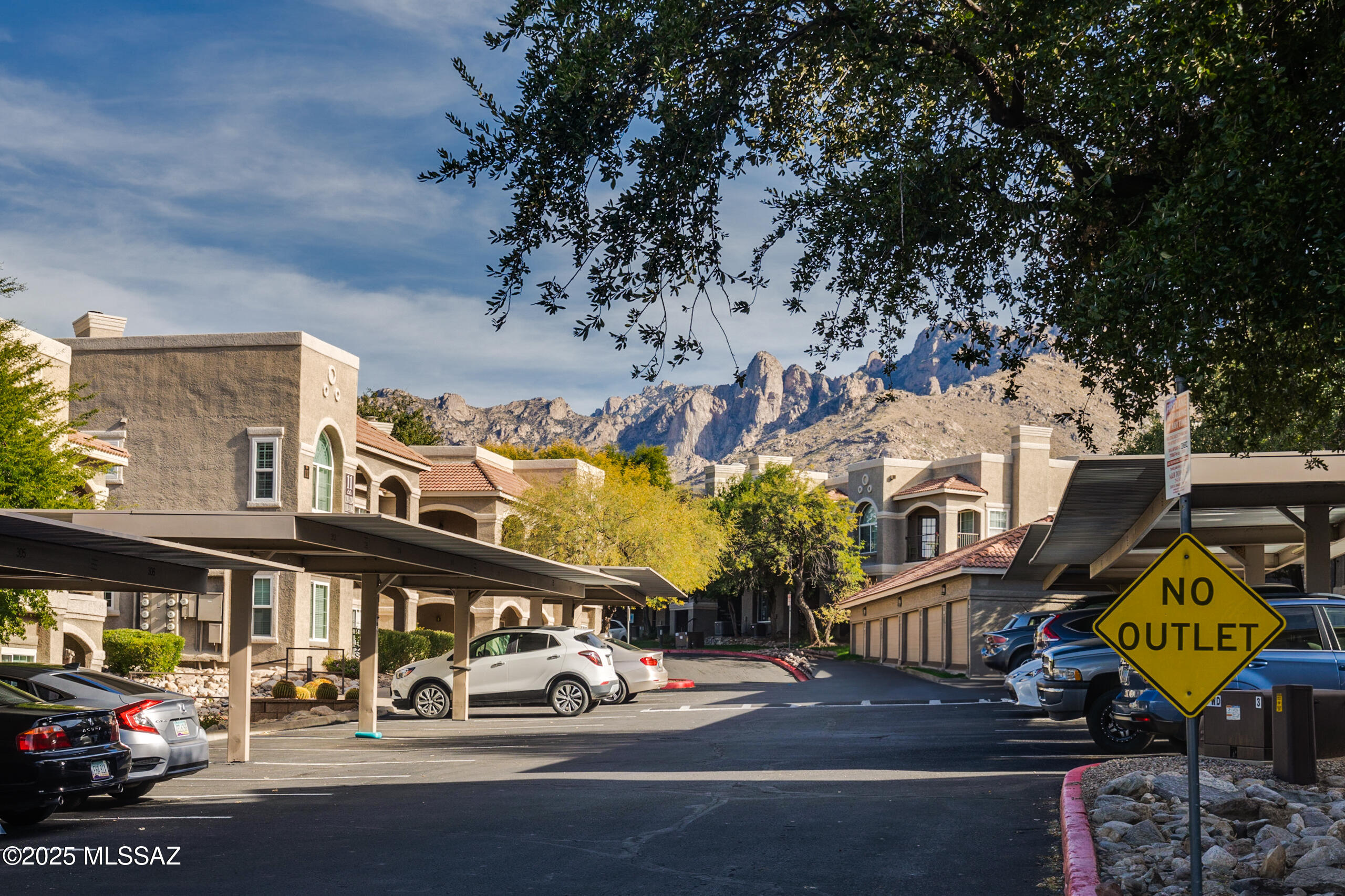 The Boulders at La Reserve Condominiums - Residential