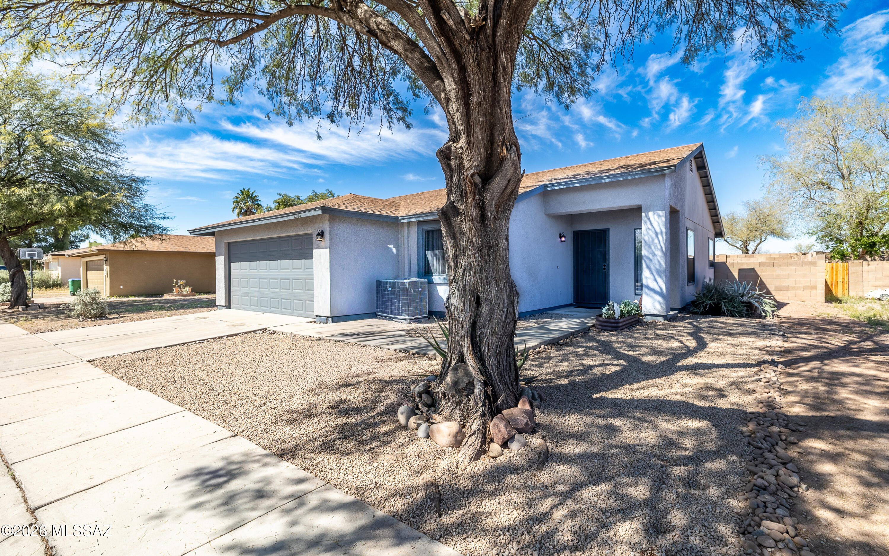 2800 W Calle De Rosita