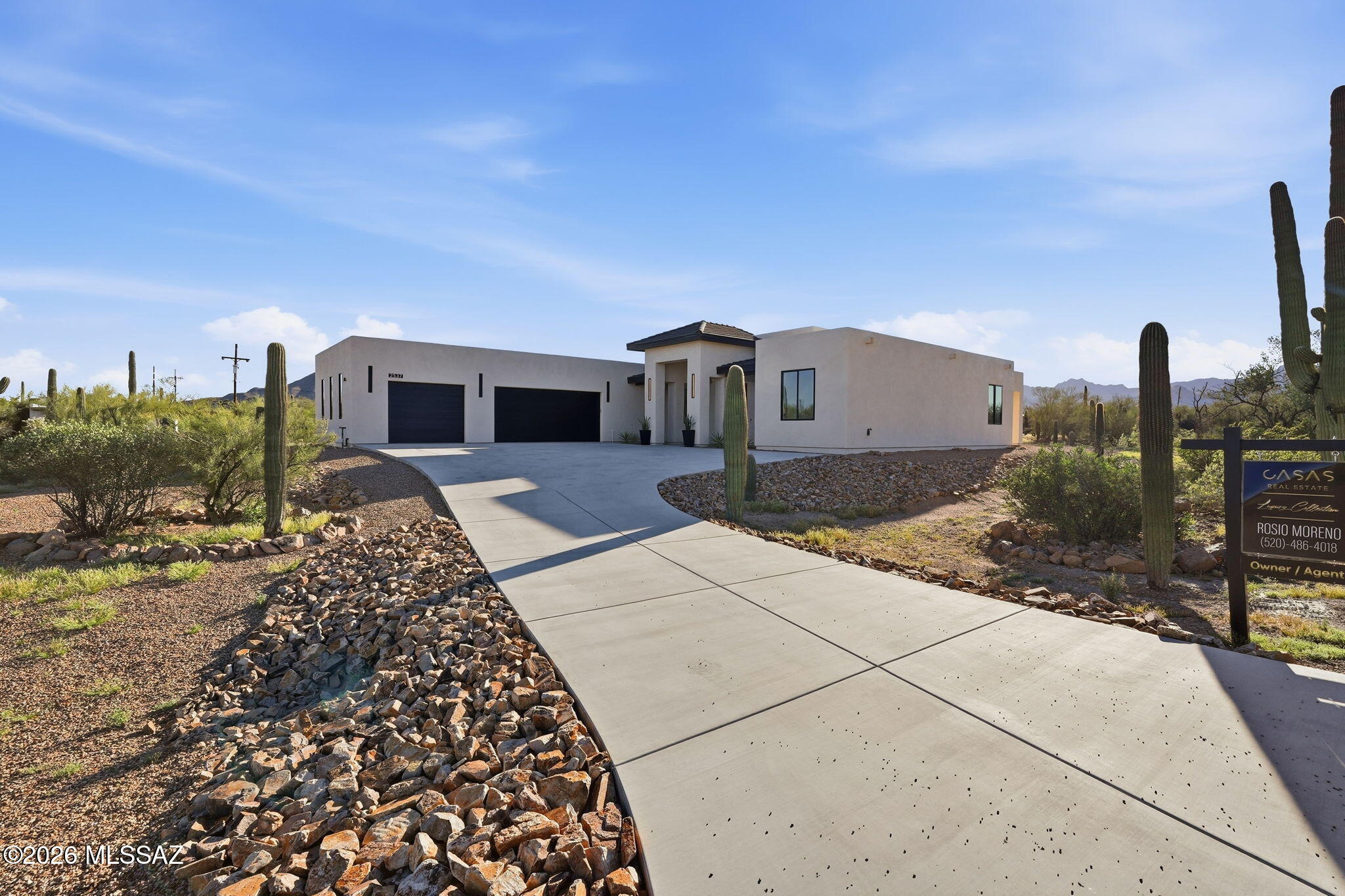 2537 N Lloyd Bush Drive