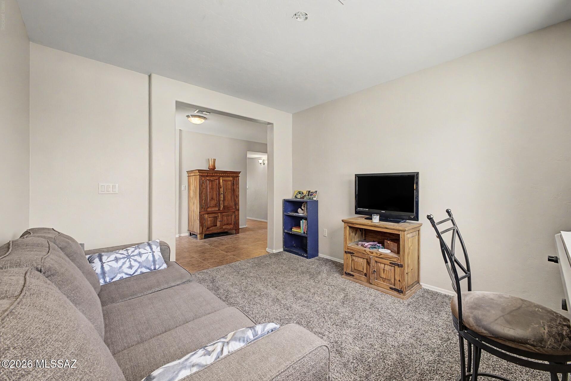 736 S Porter Routh Place