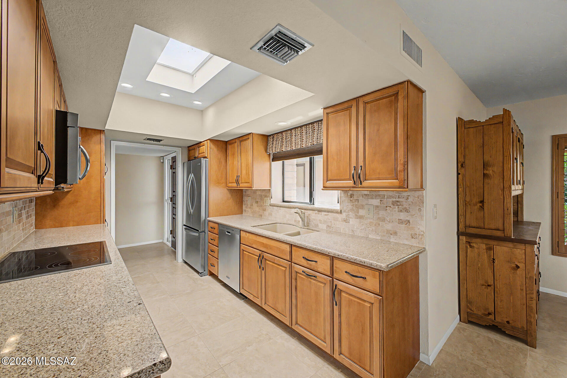 2025 W Ashbrook Drive