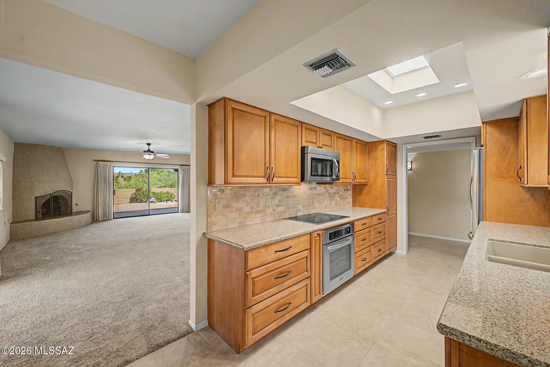 2025 W Ashbrook Drive