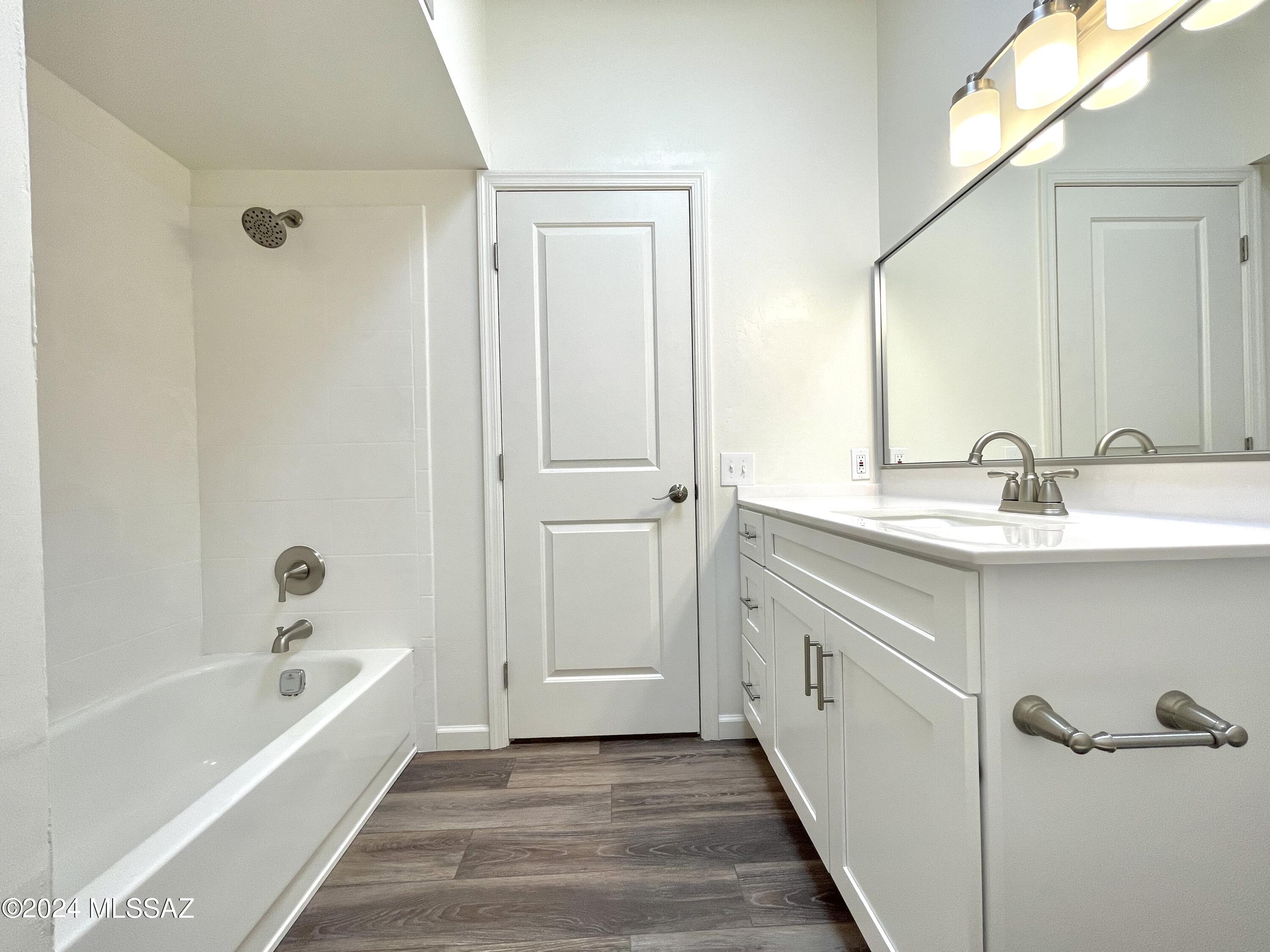 The Foothills Clusters (373-569) - Residential Lease