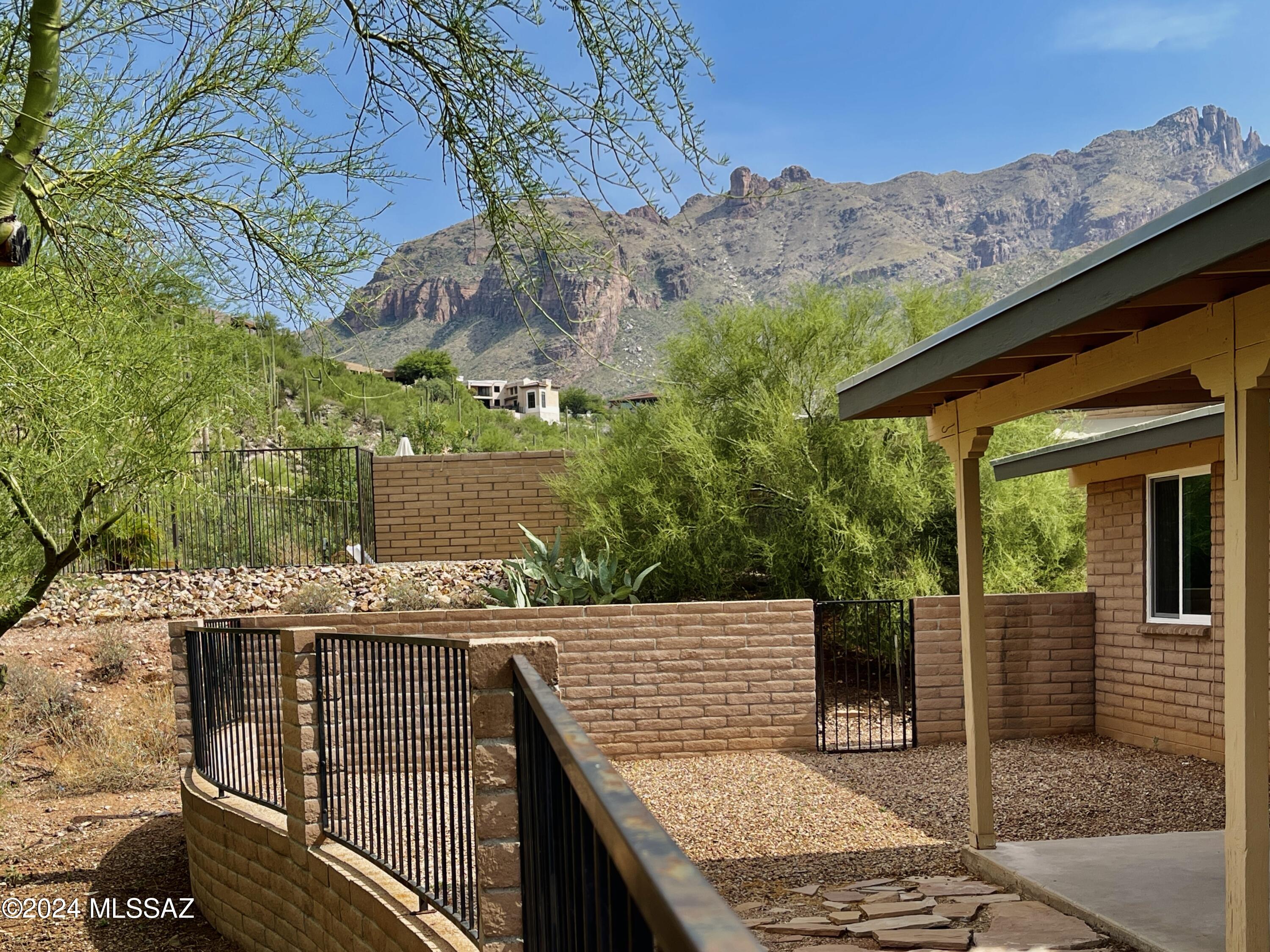 The Foothills Clusters (373-569) - Residential Lease