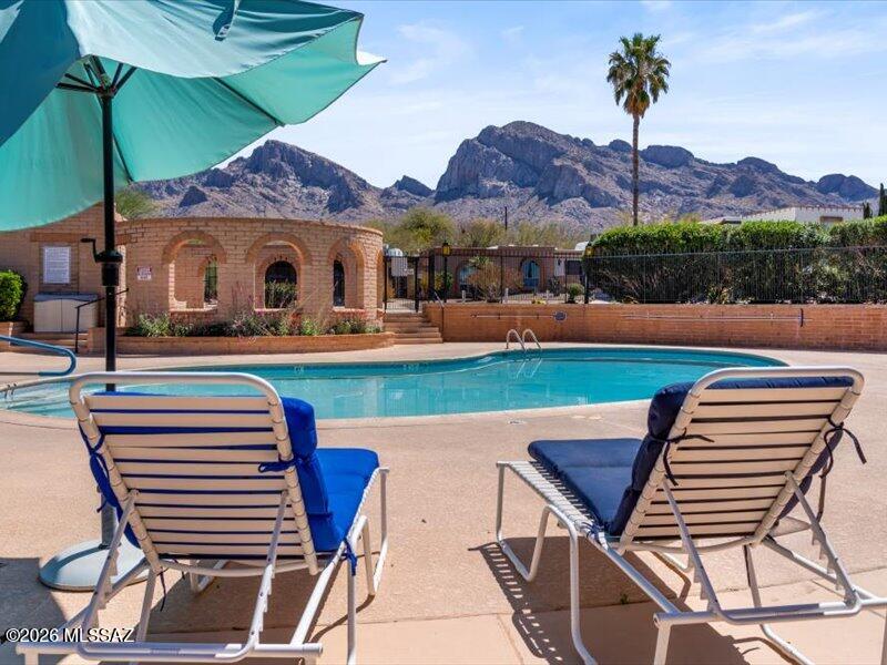 Oro Valley Townhouses (47-52, 58-91) - Residential