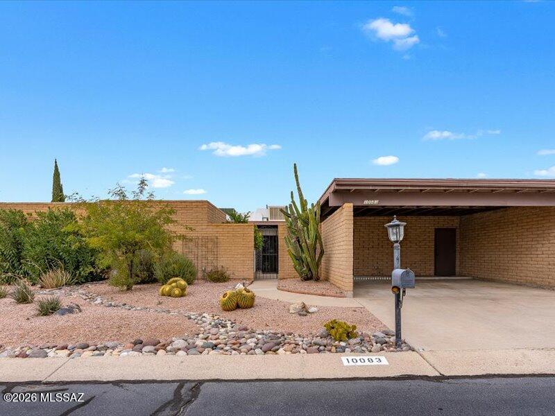 Oro Valley Townhouses (47-52, 58-91) - Residential