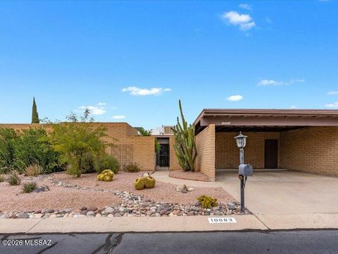 Photo of 10083 N Valle Del Oro Drive, Oro Valley, AZ 85737 (MLS # 22603627)