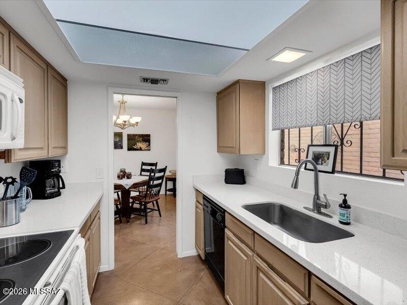 Oro Valley Townhouses (47-52, 58-91) - Residential