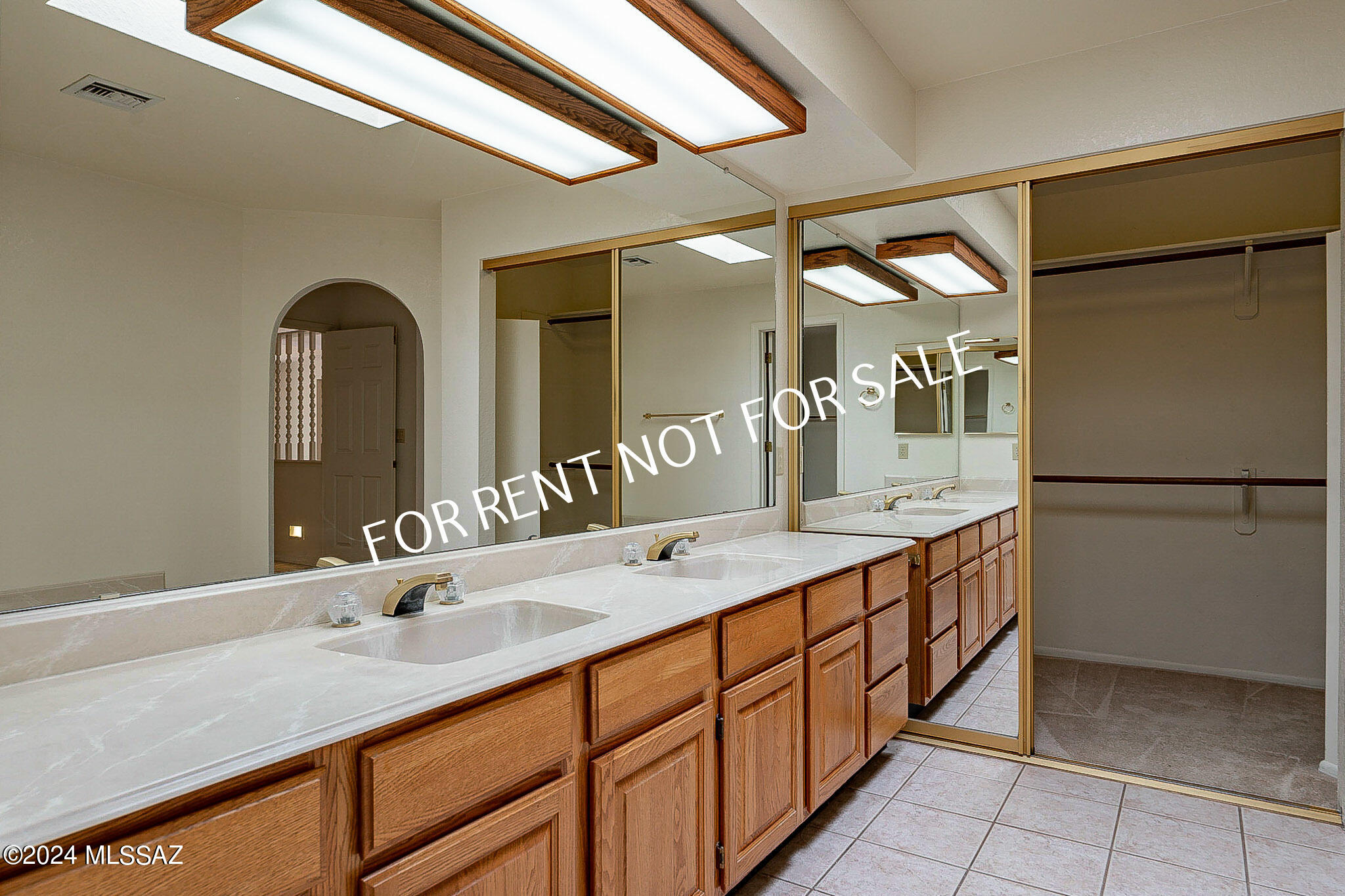 El Conquistador Resort Patio Homes (96-154) - Residential Lease