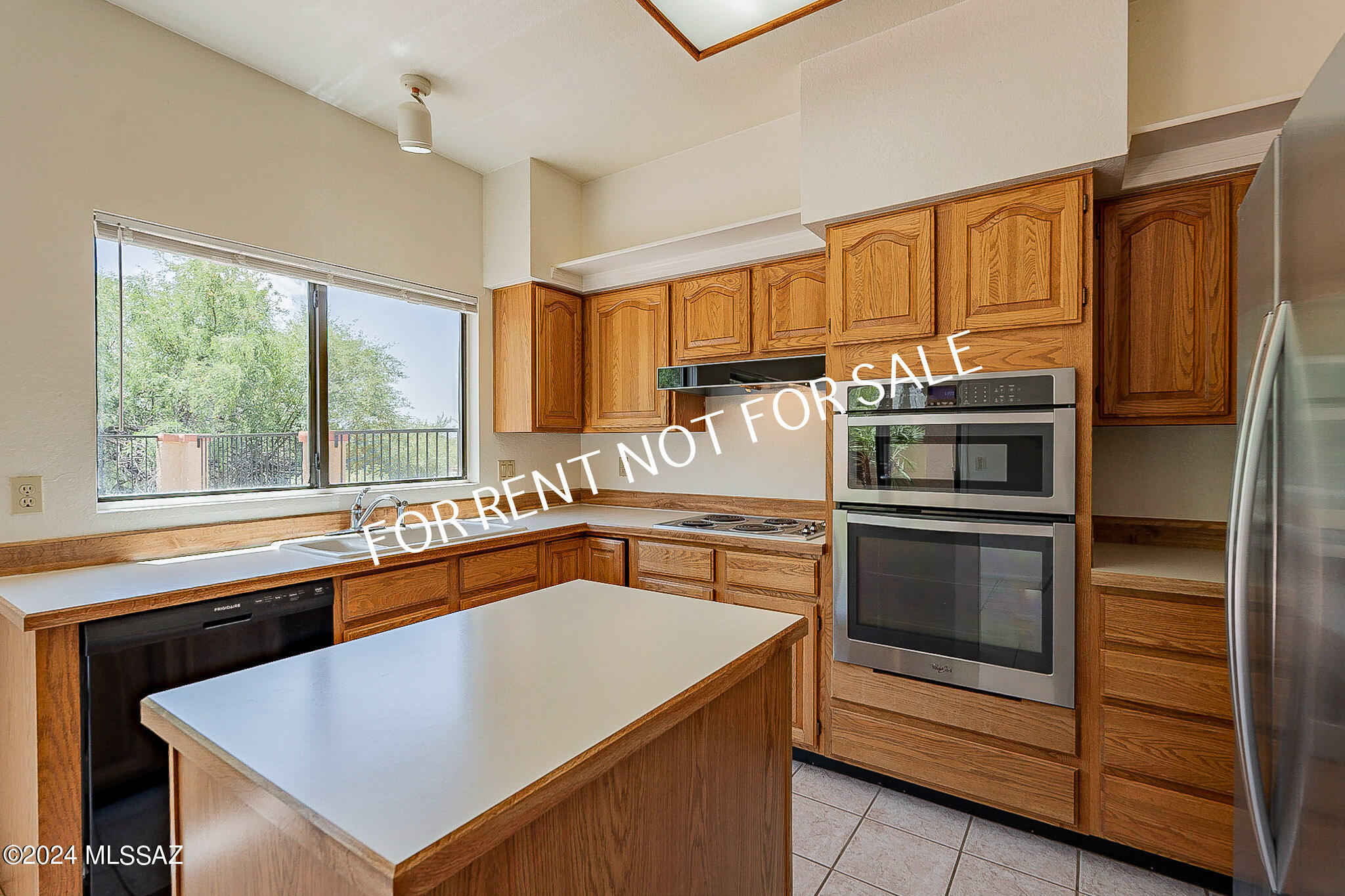 El Conquistador Resort Patio Homes (96-154) - Residential Lease