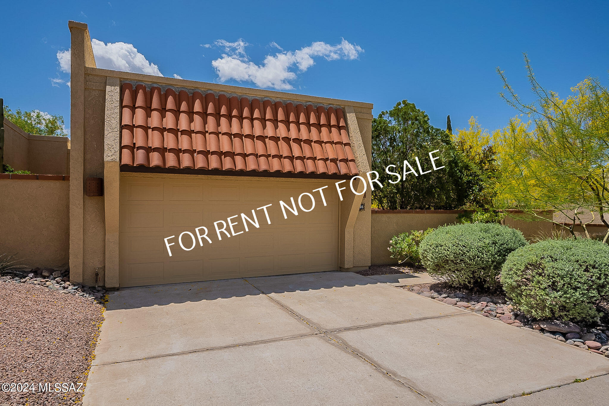 El Conquistador Resort Patio Homes (96-154) - Residential Lease