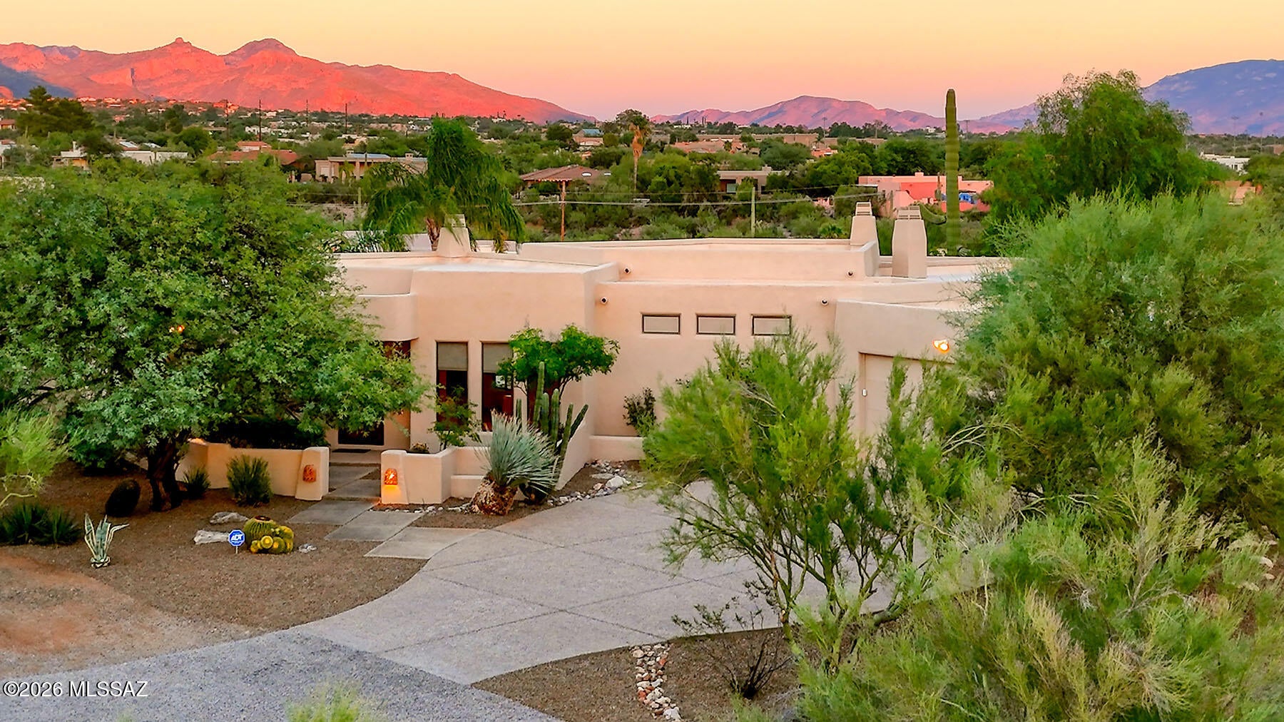 5500 N Hacienda Del Sol Road