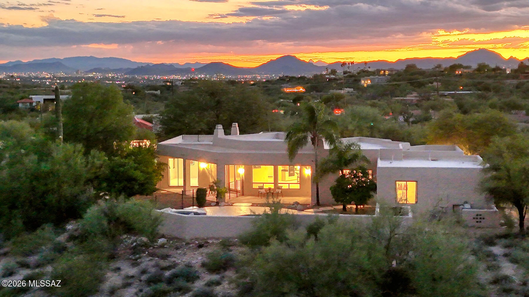 5500 N Hacienda Del Sol Road