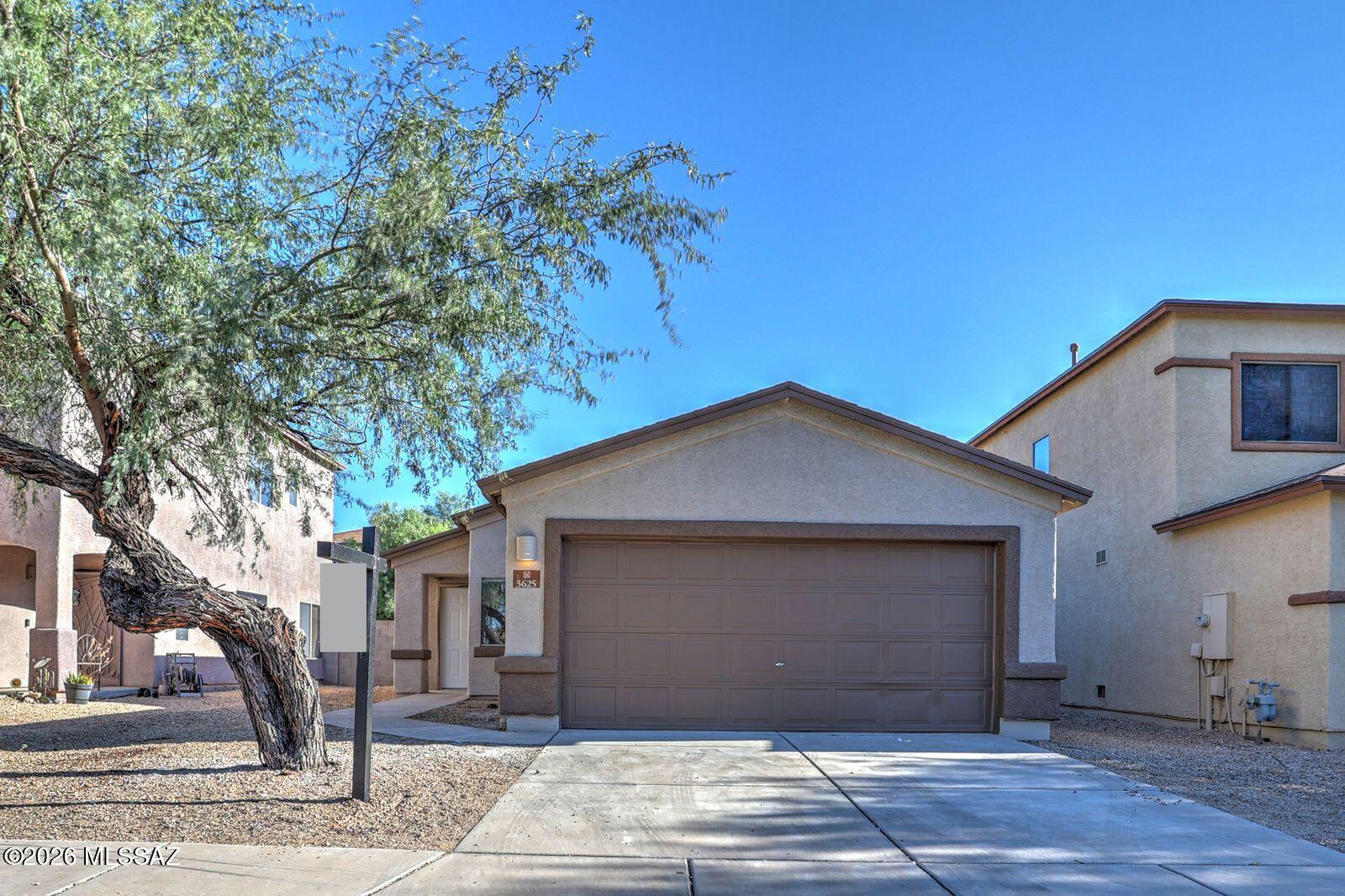 3625 E Drexel Manor Stravenue
