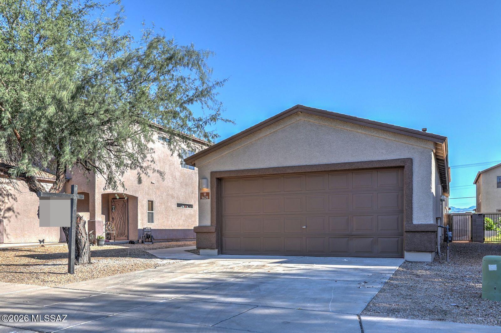 3625 E Drexel Manor Stravenue