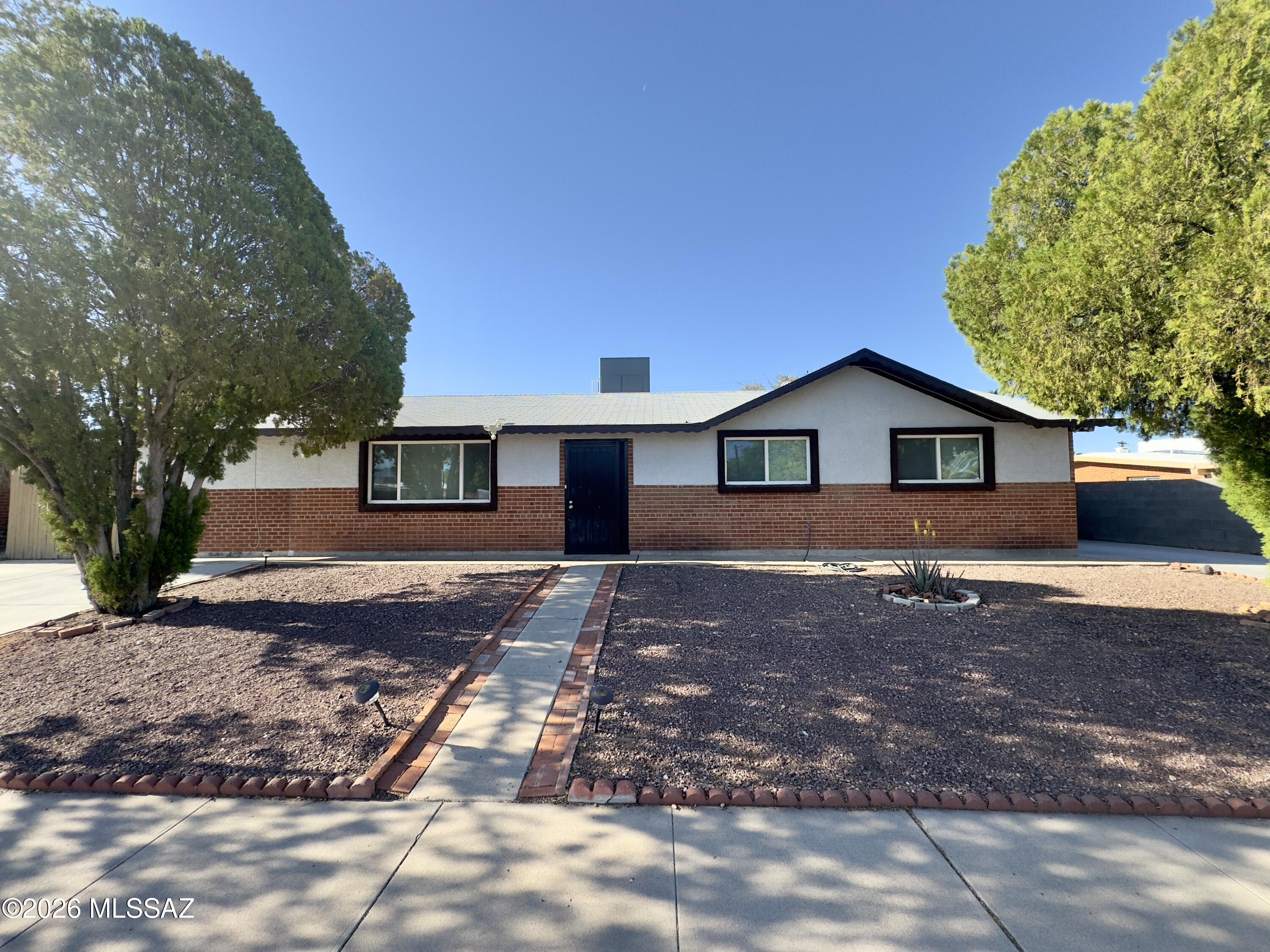 Longview Estates (1-56) - Residential Lease
