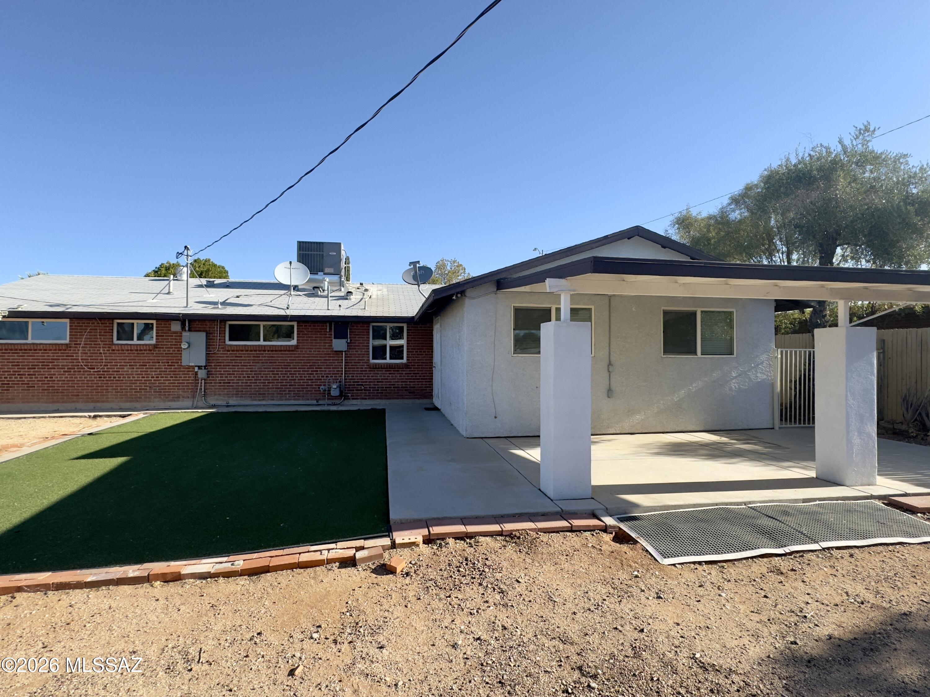 Longview Estates (1-56) - Residential Lease