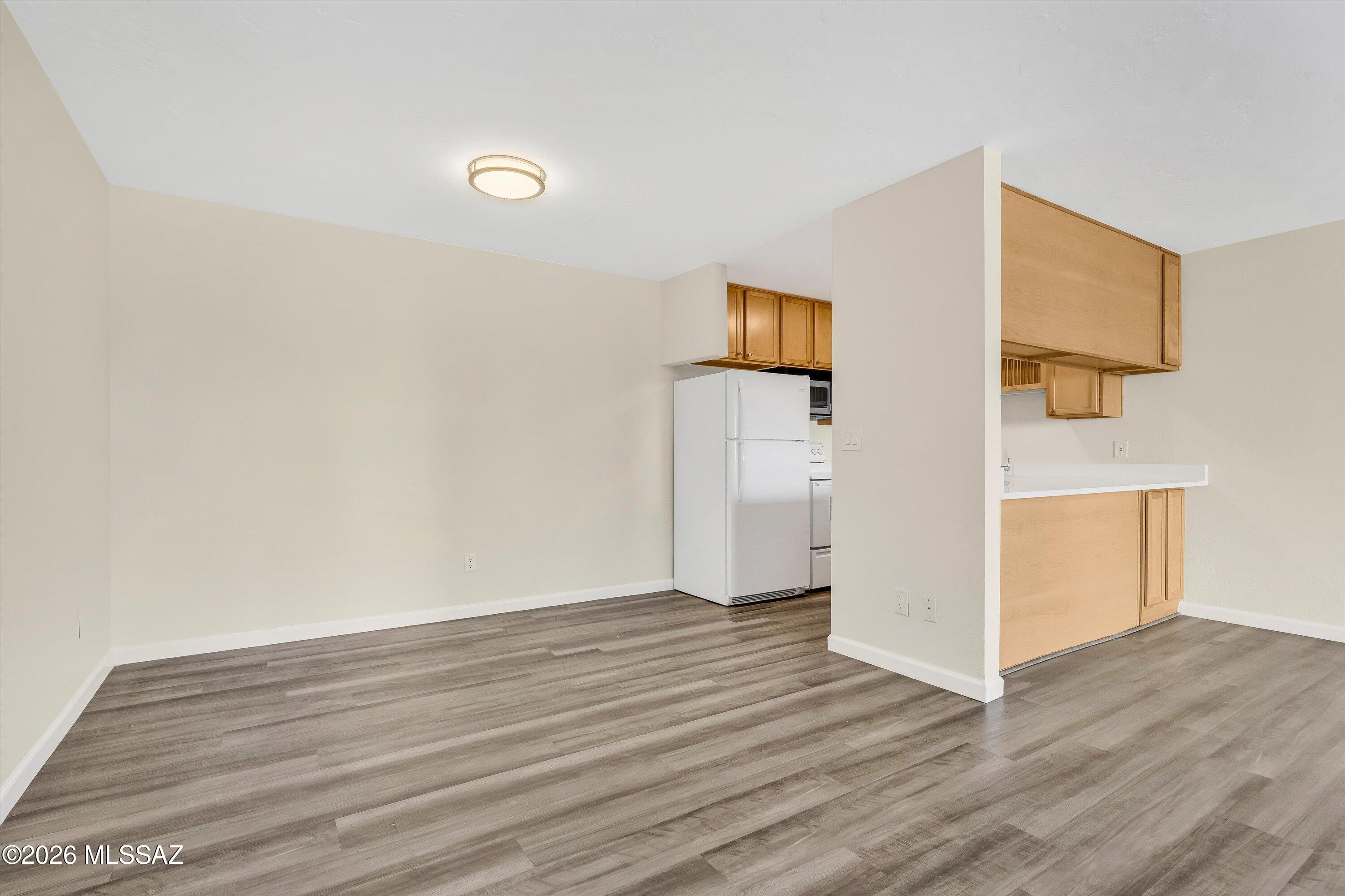 812 S Langley Avenue 104