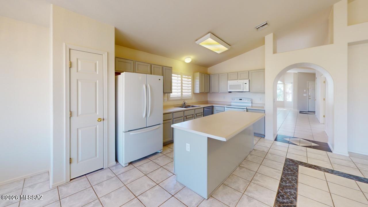 Hidden Vista (1-147) - Residential Lease