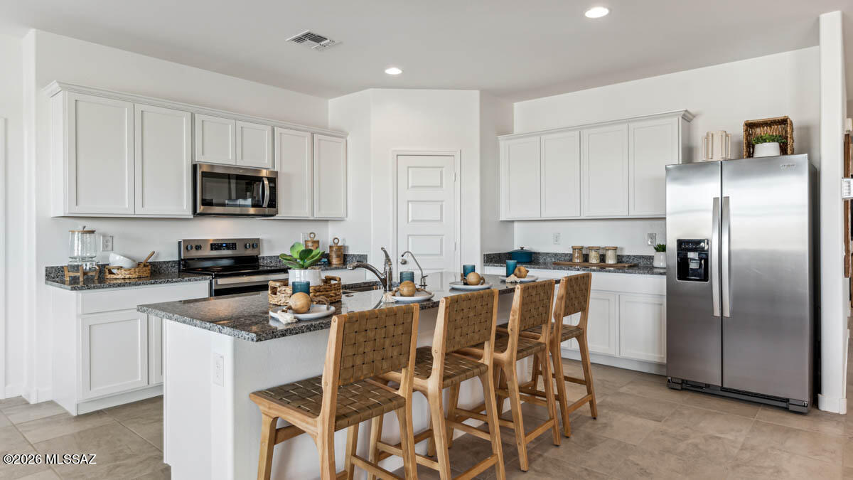 9756 N Heavenly Bamboo Drive