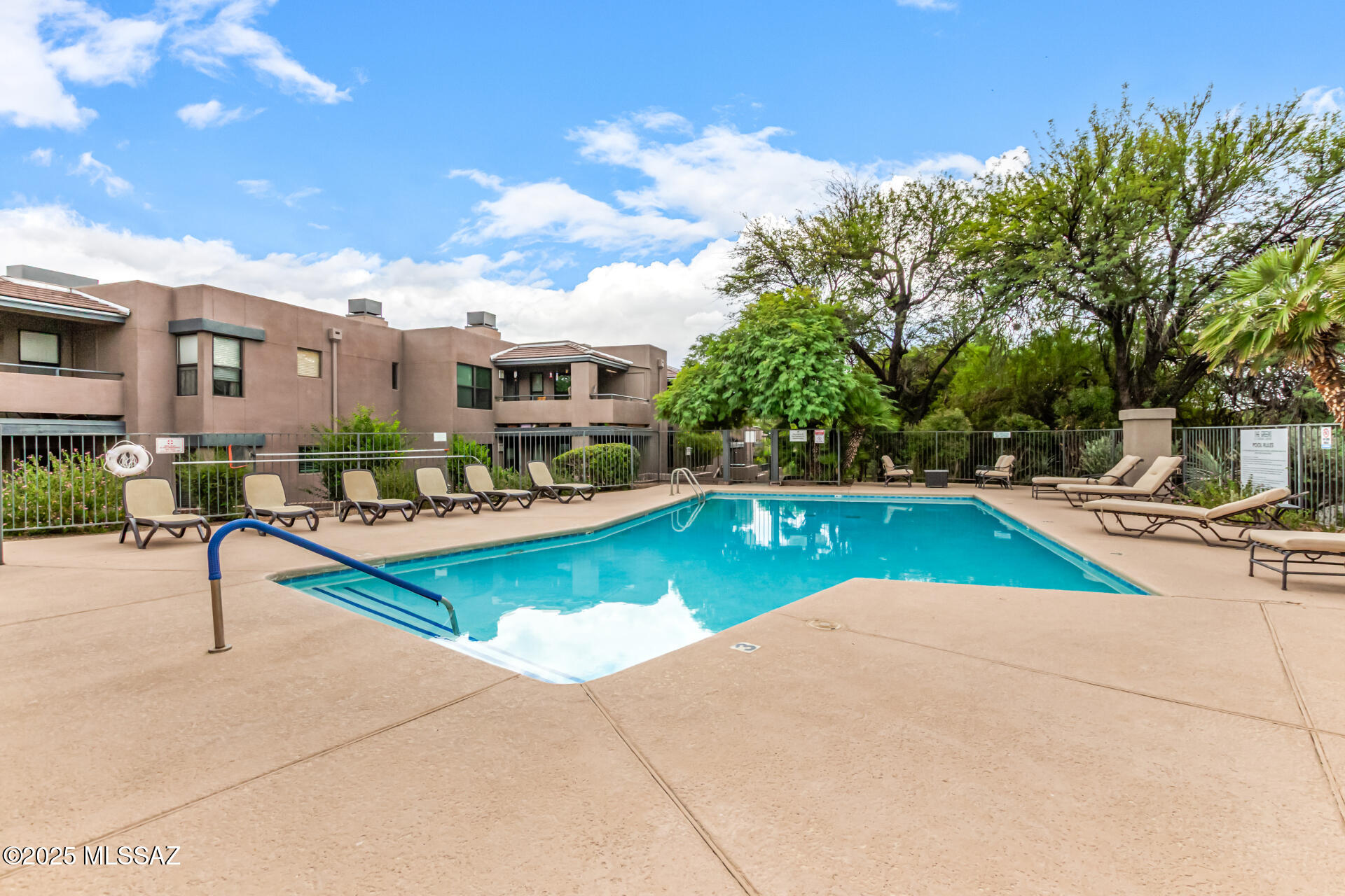 Greens at Ventana Canyon - Residential